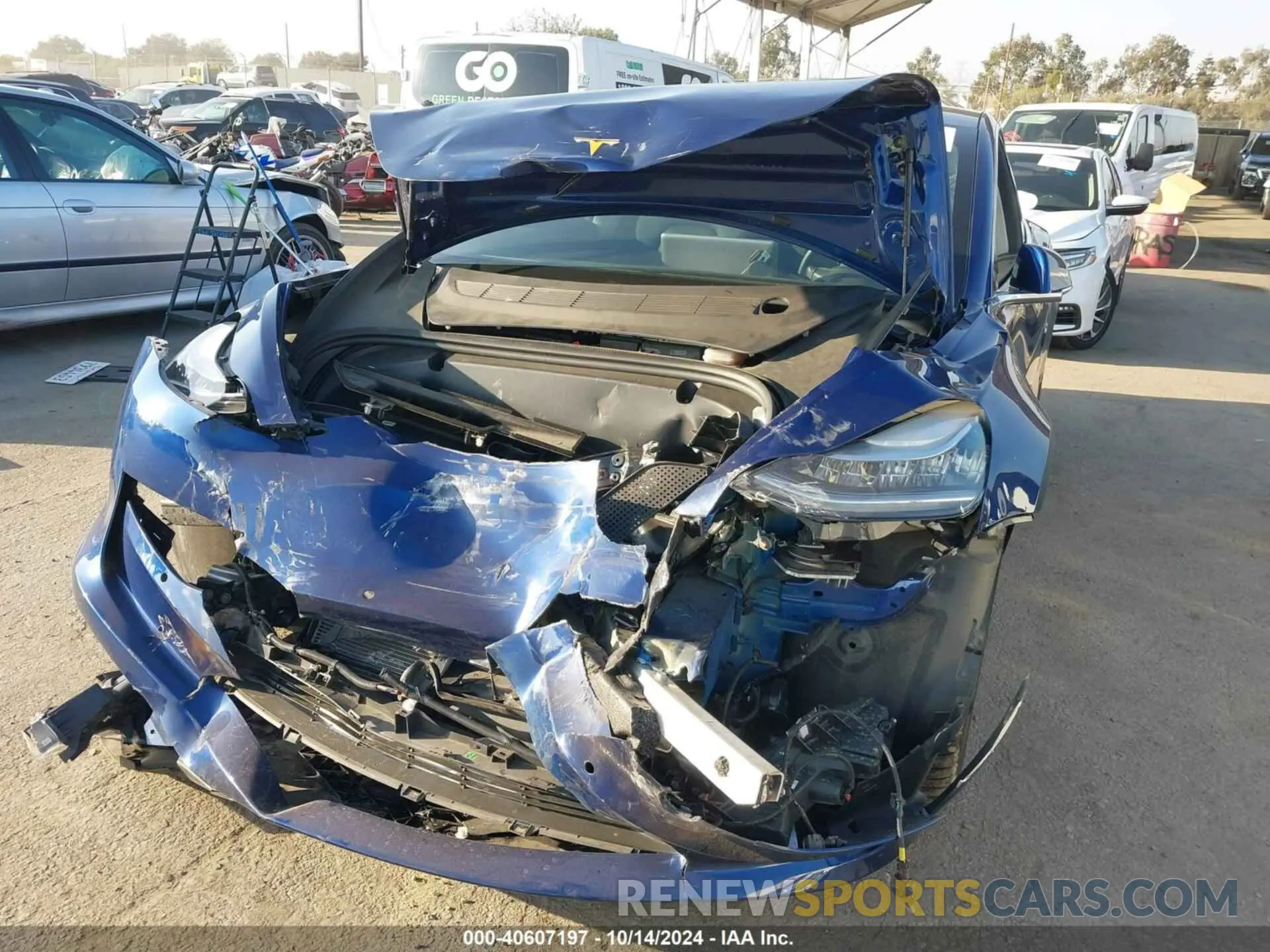 6 Photograph of a damaged car 5YJ3E1EC7LF713197 TESLA MODEL 3 2020