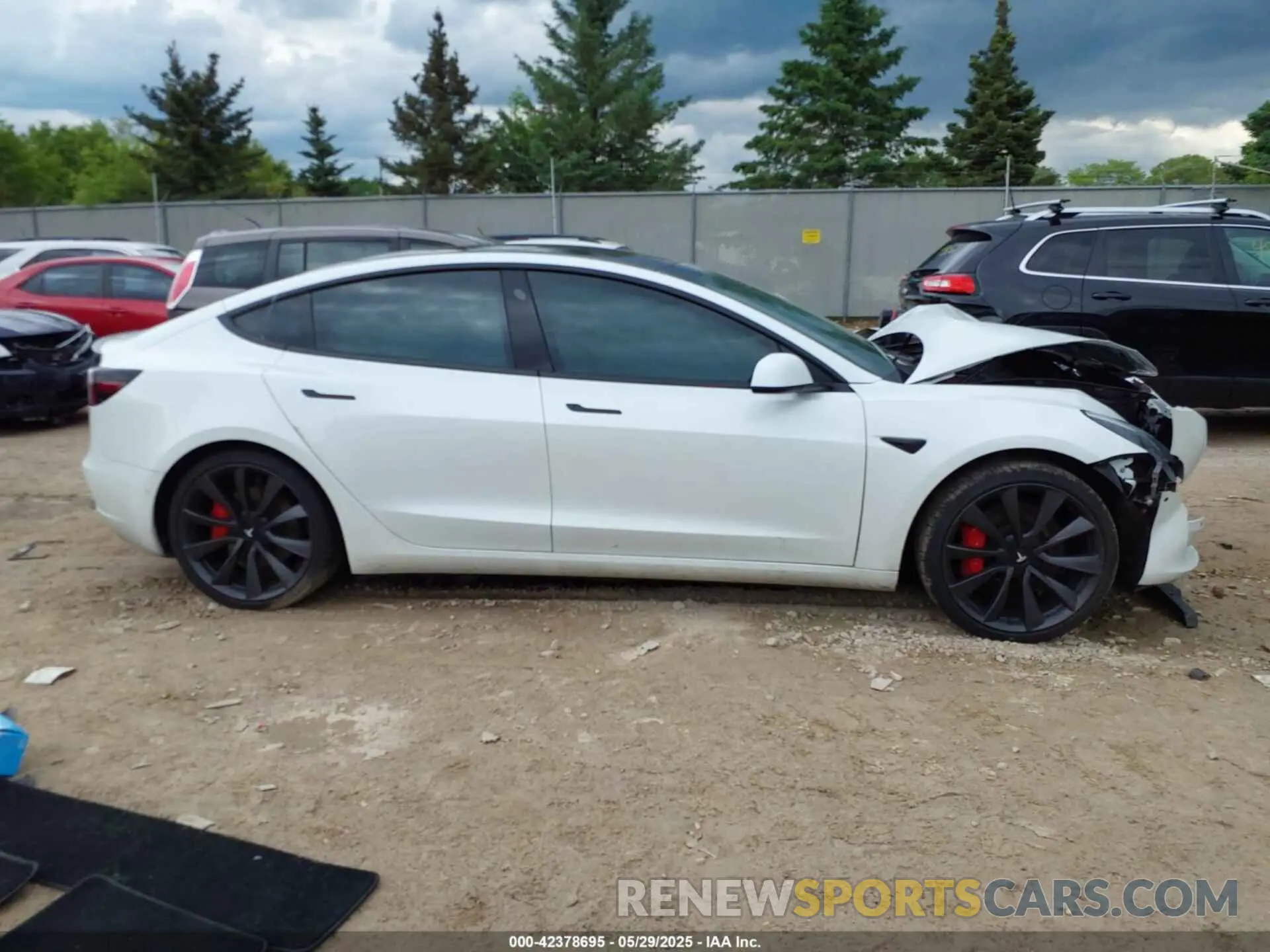 13 Photograph of a damaged car 5YJ3E1EC7LF714303 TESLA MODEL 3 2020