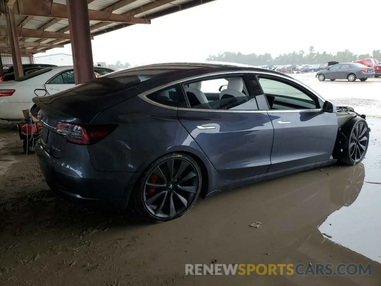 3 Photograph of a damaged car 5YJ3E1EC7LF714625 TESLA MODEL 3 2020