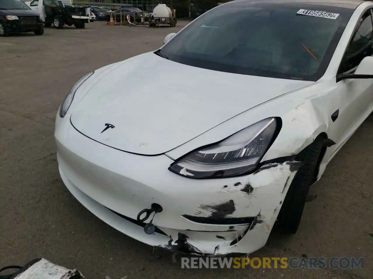 9 Photograph of a damaged car 5YJ3E1EC7LF715032 TESLA MODEL 3 2020