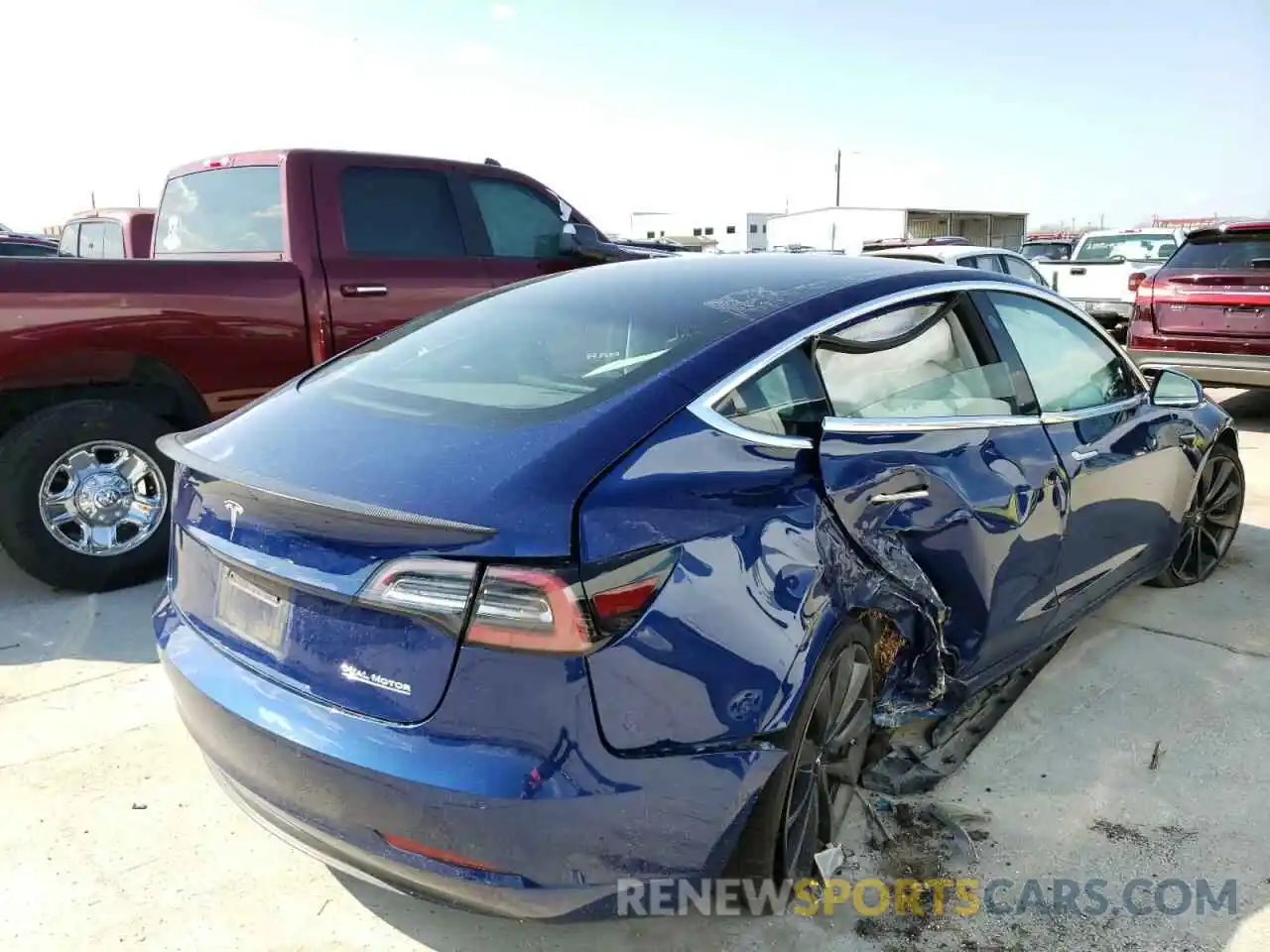 4 Photograph of a damaged car 5YJ3E1EC7LF722028 TESLA MODEL 3 2020