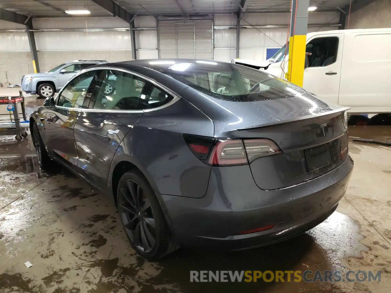 3 Photograph of a damaged car 5YJ3E1EC7LF783413 TESLA MODEL 3 2020