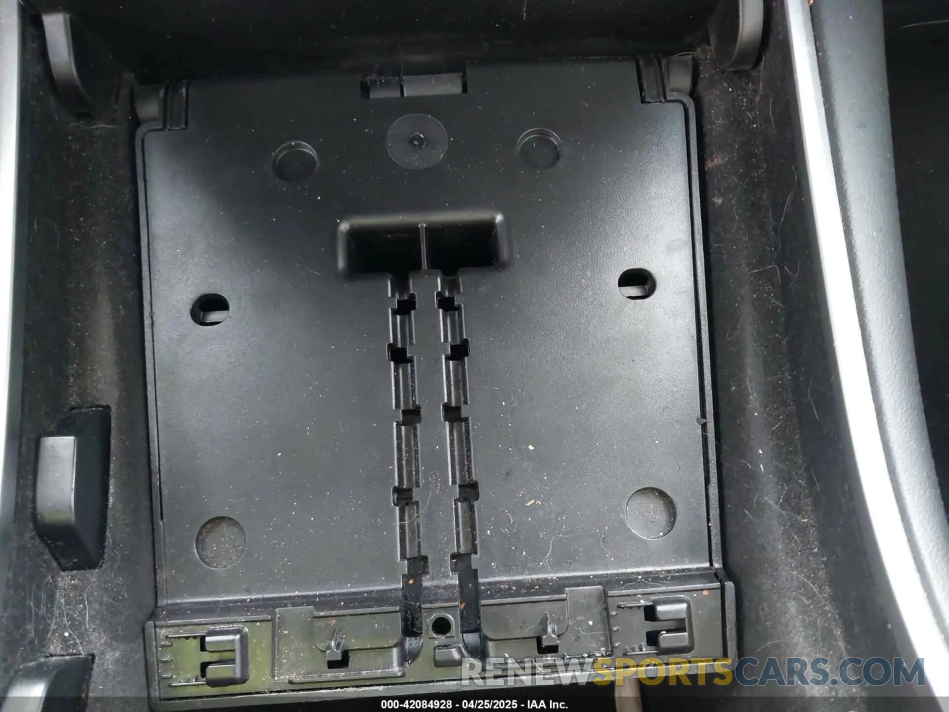 11 Photograph of a damaged car 5YJ3E1EC7LF784223 TESLA MODEL 3 2020