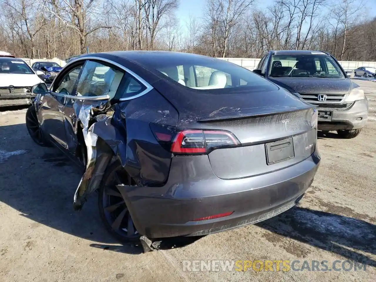 3 Photograph of a damaged car 5YJ3E1EC7LF796484 TESLA MODEL 3 2020