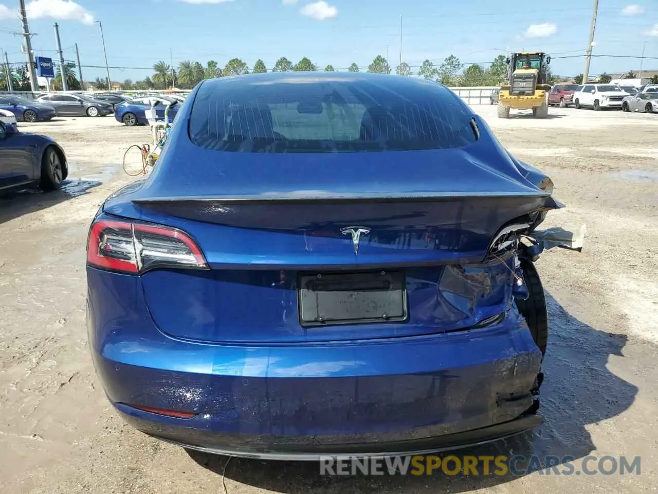 6 Photograph of a damaged car 5YJ3E1EC8LF624576 TESLA MODEL 3 2020