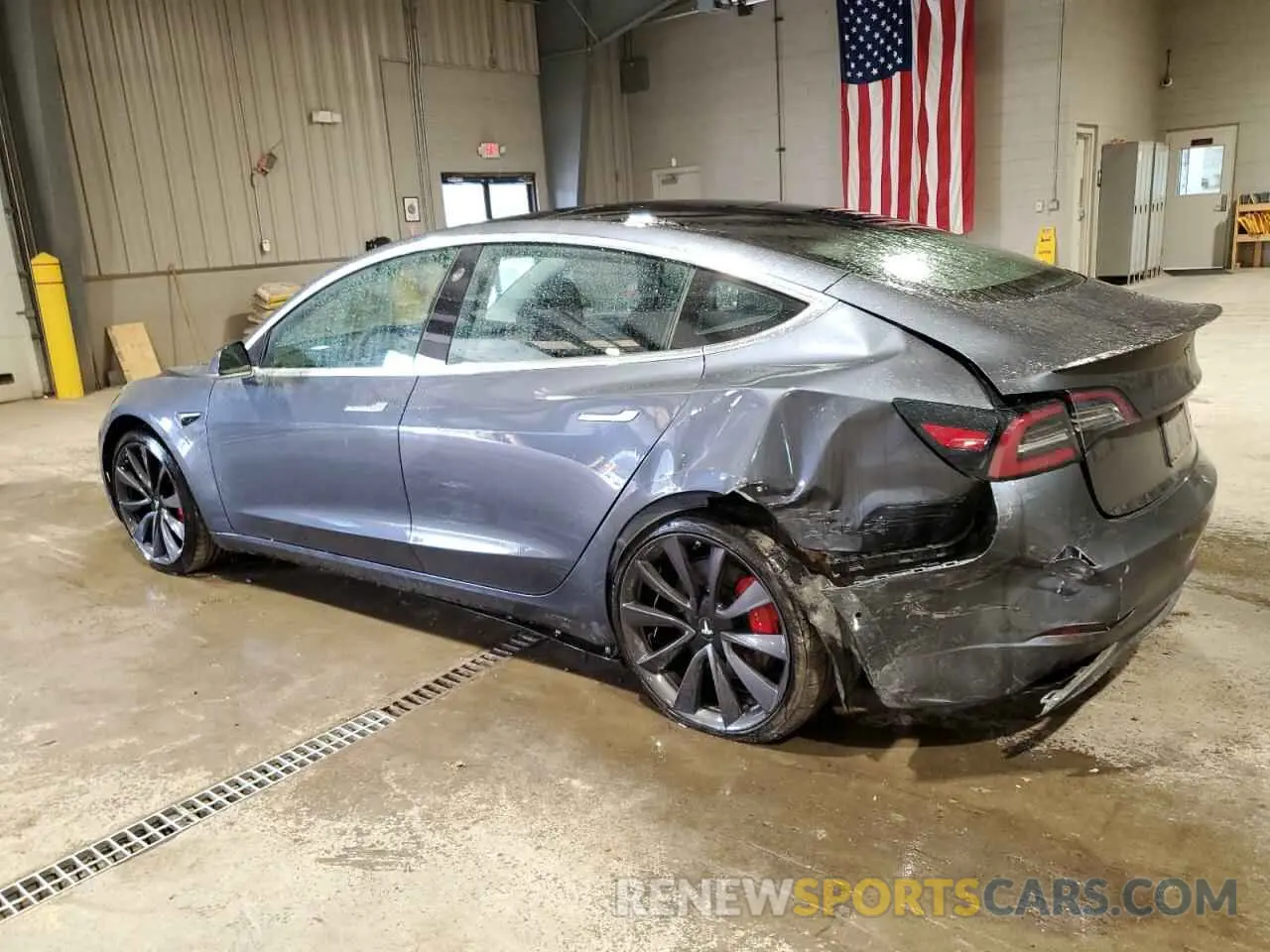2 Photograph of a damaged car 5YJ3E1EC8LF640891 TESLA MODEL 3 2020