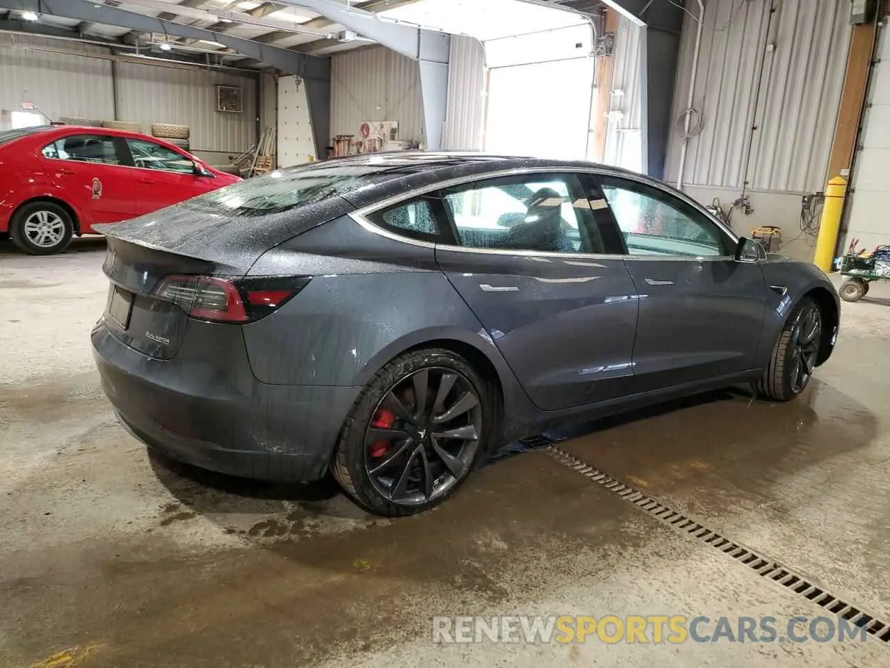 3 Photograph of a damaged car 5YJ3E1EC8LF640891 TESLA MODEL 3 2020