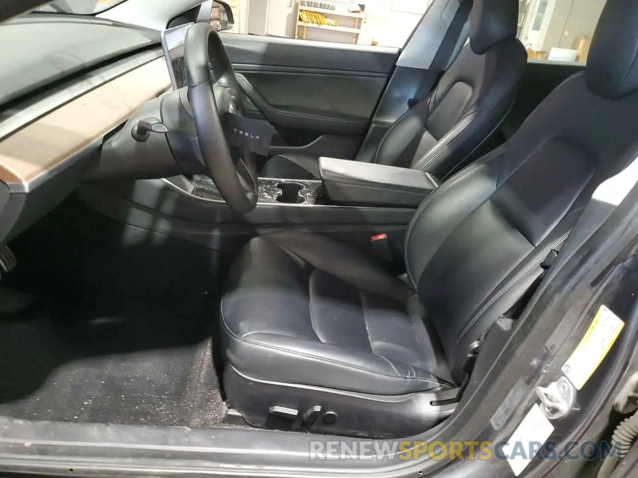 7 Photograph of a damaged car 5YJ3E1EC8LF640891 TESLA MODEL 3 2020
