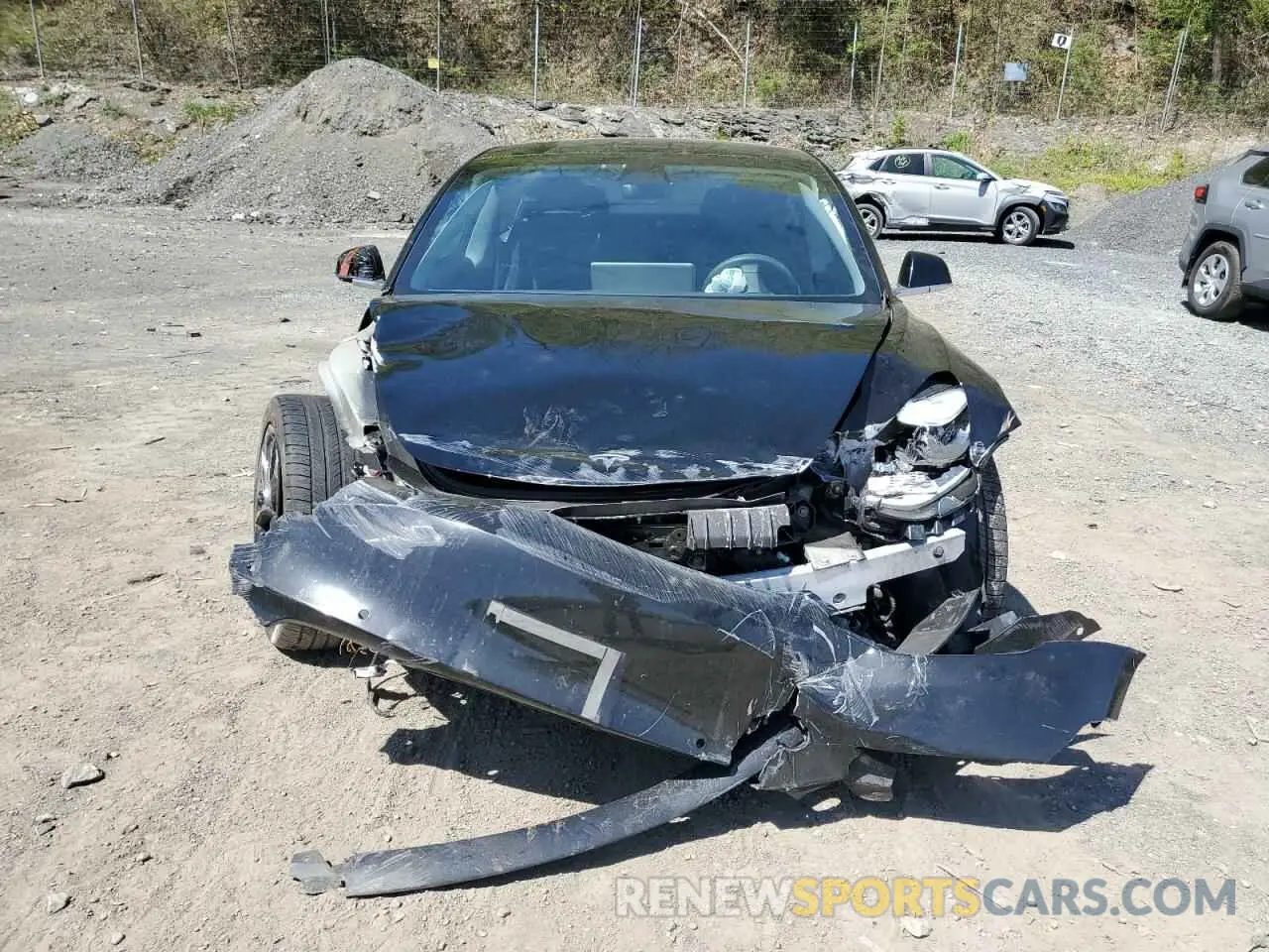 5 Photograph of a damaged car 5YJ3E1EC8LF746838 TESLA MODEL 3 2020