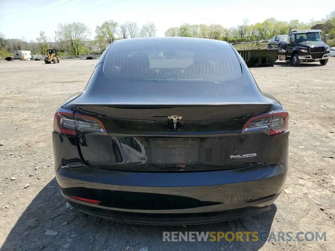6 Photograph of a damaged car 5YJ3E1EC8LF746838 TESLA MODEL 3 2020