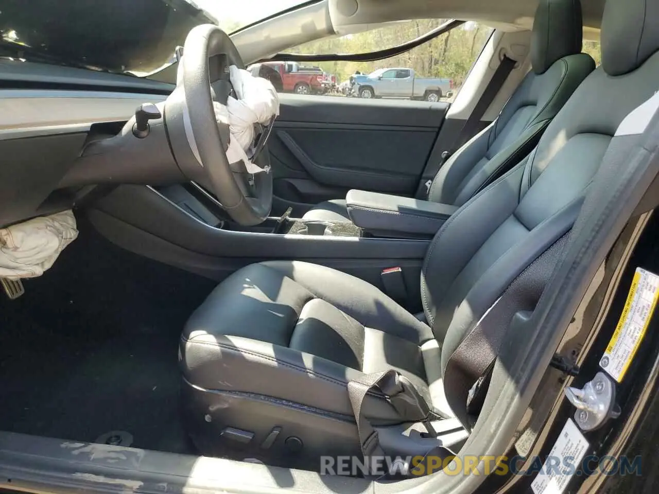 7 Photograph of a damaged car 5YJ3E1EC8LF746838 TESLA MODEL 3 2020