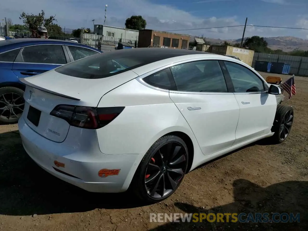 3 Photograph of a damaged car 5YJ3E1EC8LF746936 TESLA MODEL 3 2020