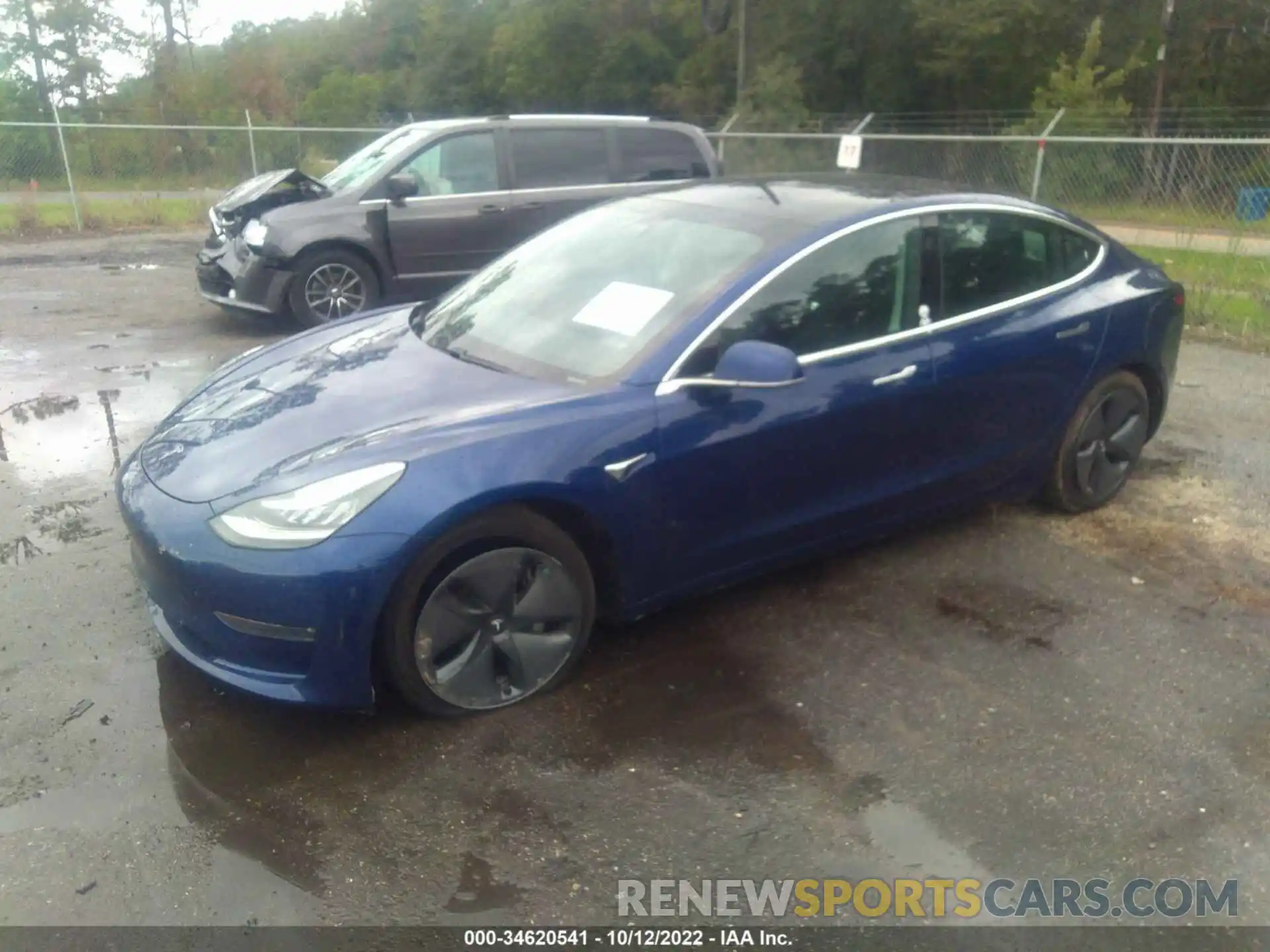 2 Photograph of a damaged car 5YJ3E1EC9LF586551 TESLA MODEL 3 2020