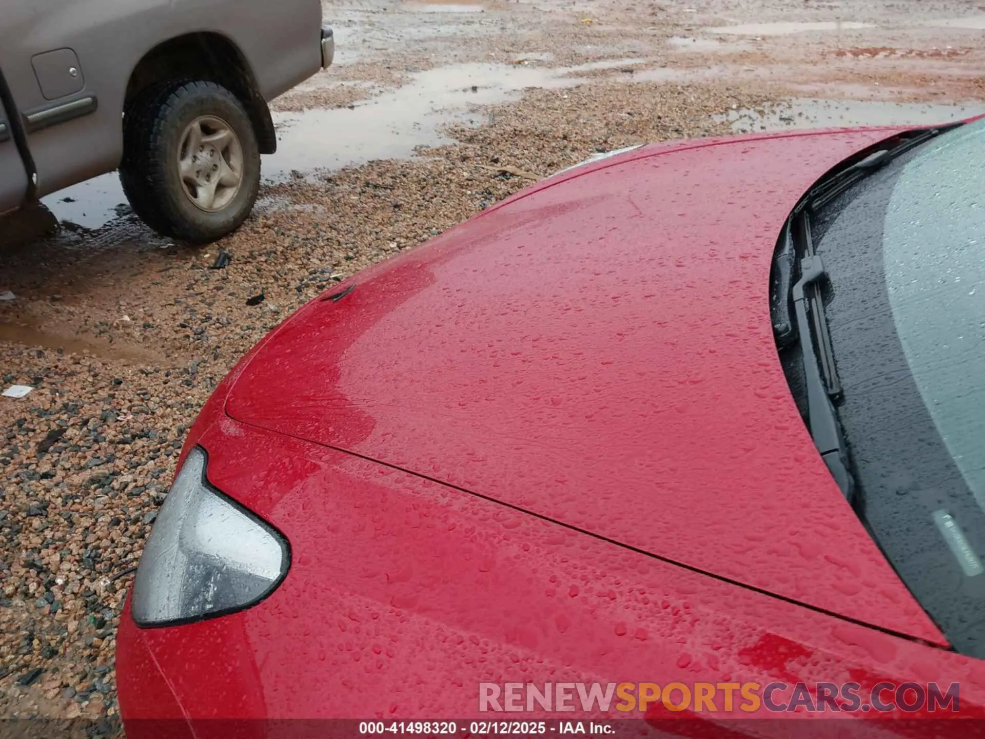 10 Photograph of a damaged car 5YJ3E1EC9LF629771 TESLA MODEL 3 2020