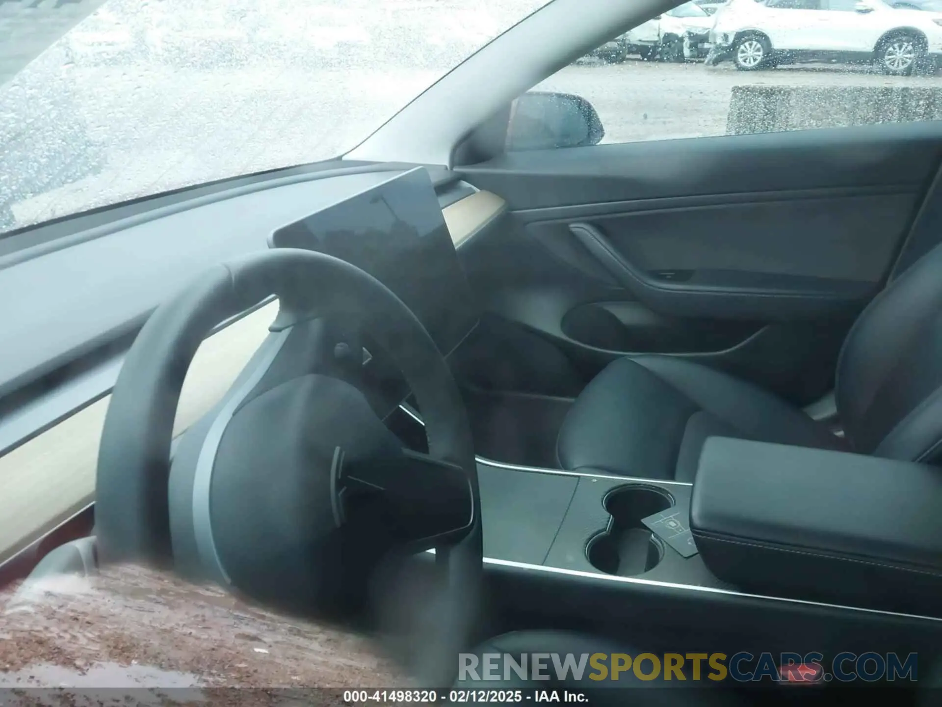 17 Photograph of a damaged car 5YJ3E1EC9LF629771 TESLA MODEL 3 2020