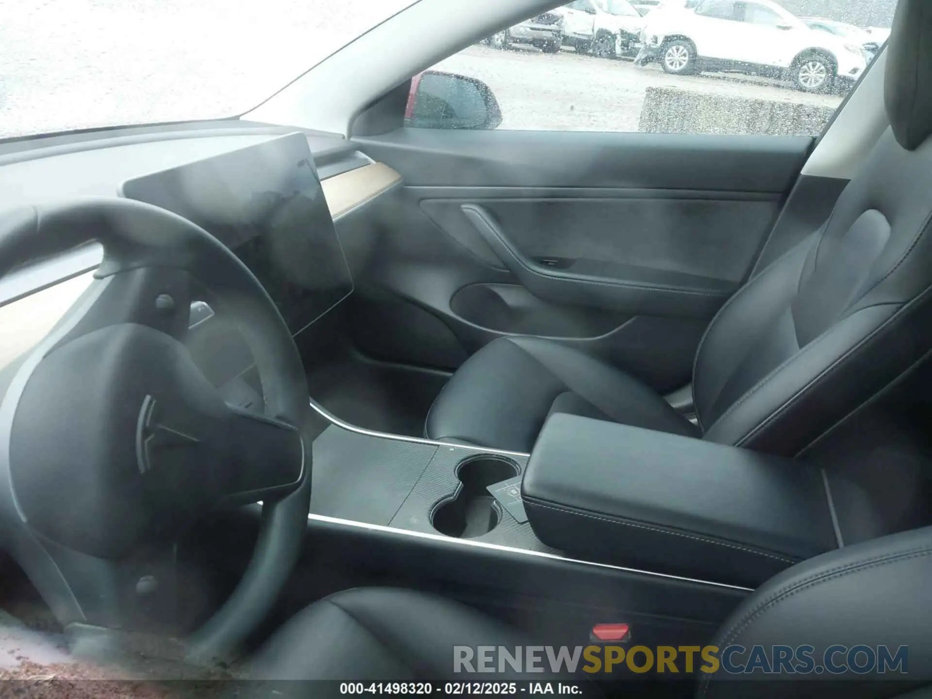 18 Photograph of a damaged car 5YJ3E1EC9LF629771 TESLA MODEL 3 2020
