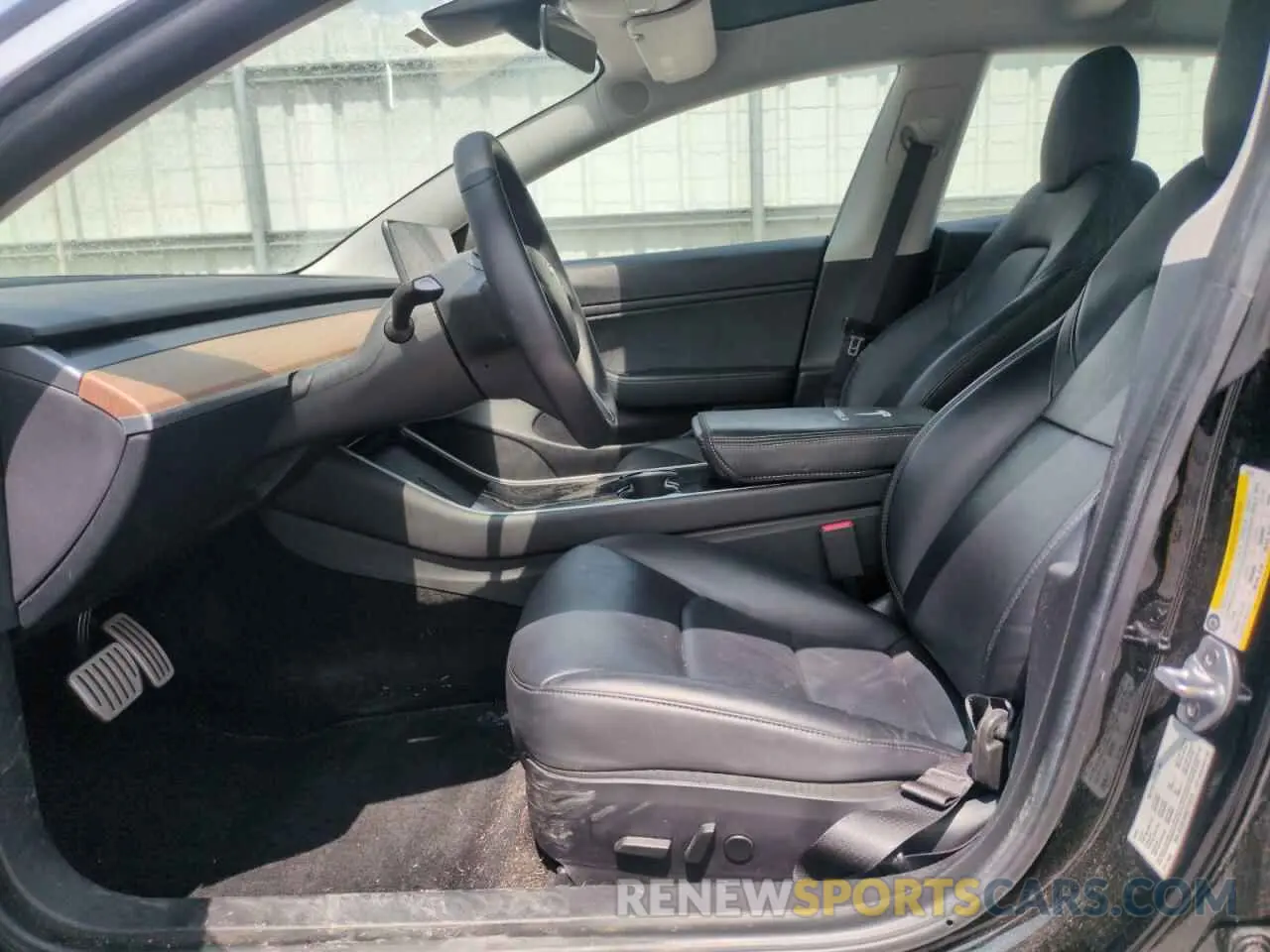 7 Photograph of a damaged car 5YJ3E1EC9LF713119 TESLA MODEL 3 2020