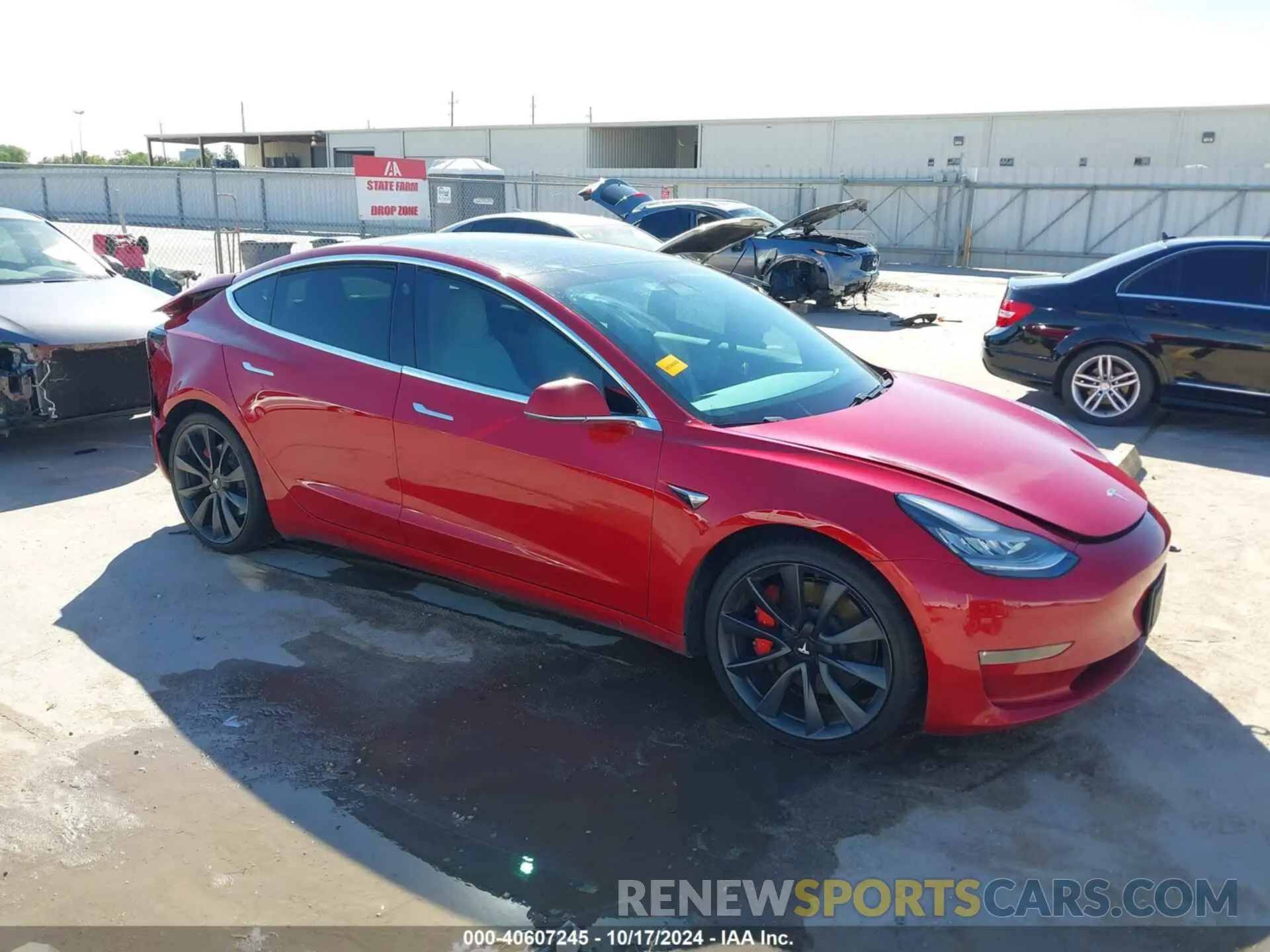 1 Photograph of a damaged car 5YJ3E1EC9LF784644 TESLA MODEL 3 2020