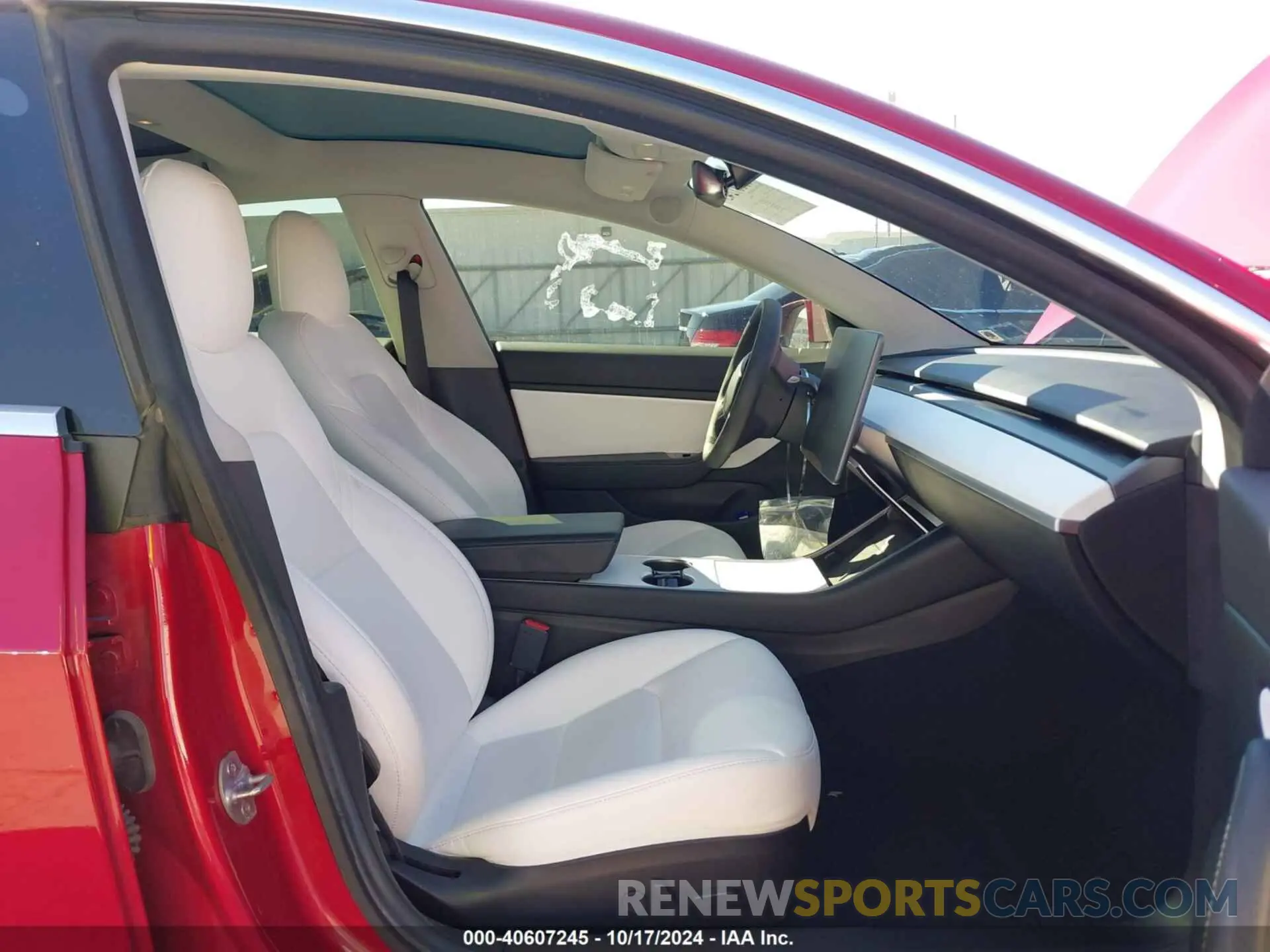 5 Photograph of a damaged car 5YJ3E1EC9LF784644 TESLA MODEL 3 2020