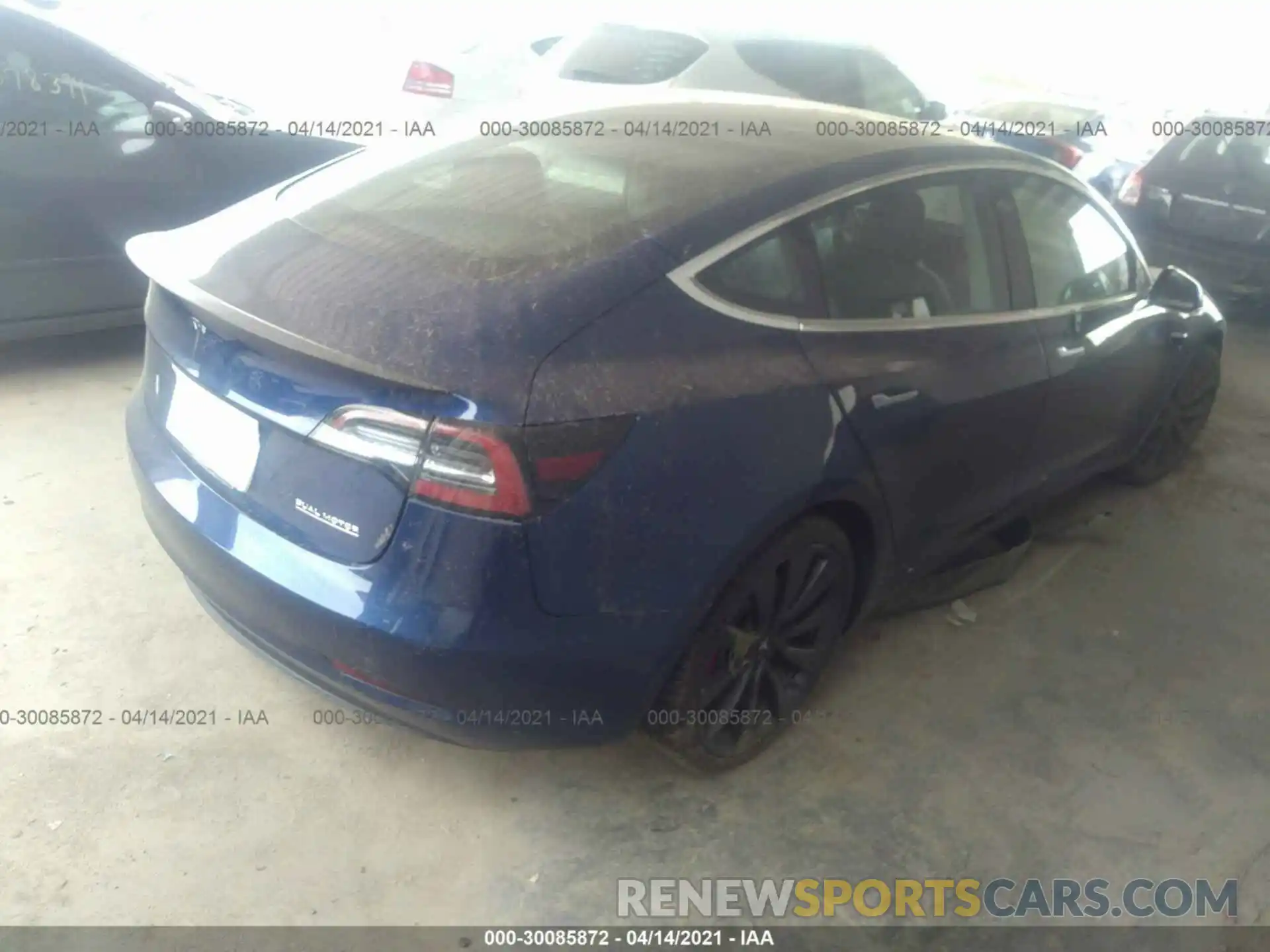 4 Photograph of a damaged car 5YJ3E1ECXLF669423 TESLA MODEL 3 2020