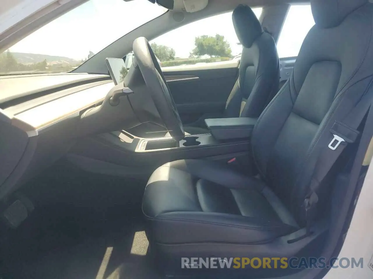 7 Photograph of a damaged car 5YJ3E1EA0MF017524 TESLA MODEL 3 2021