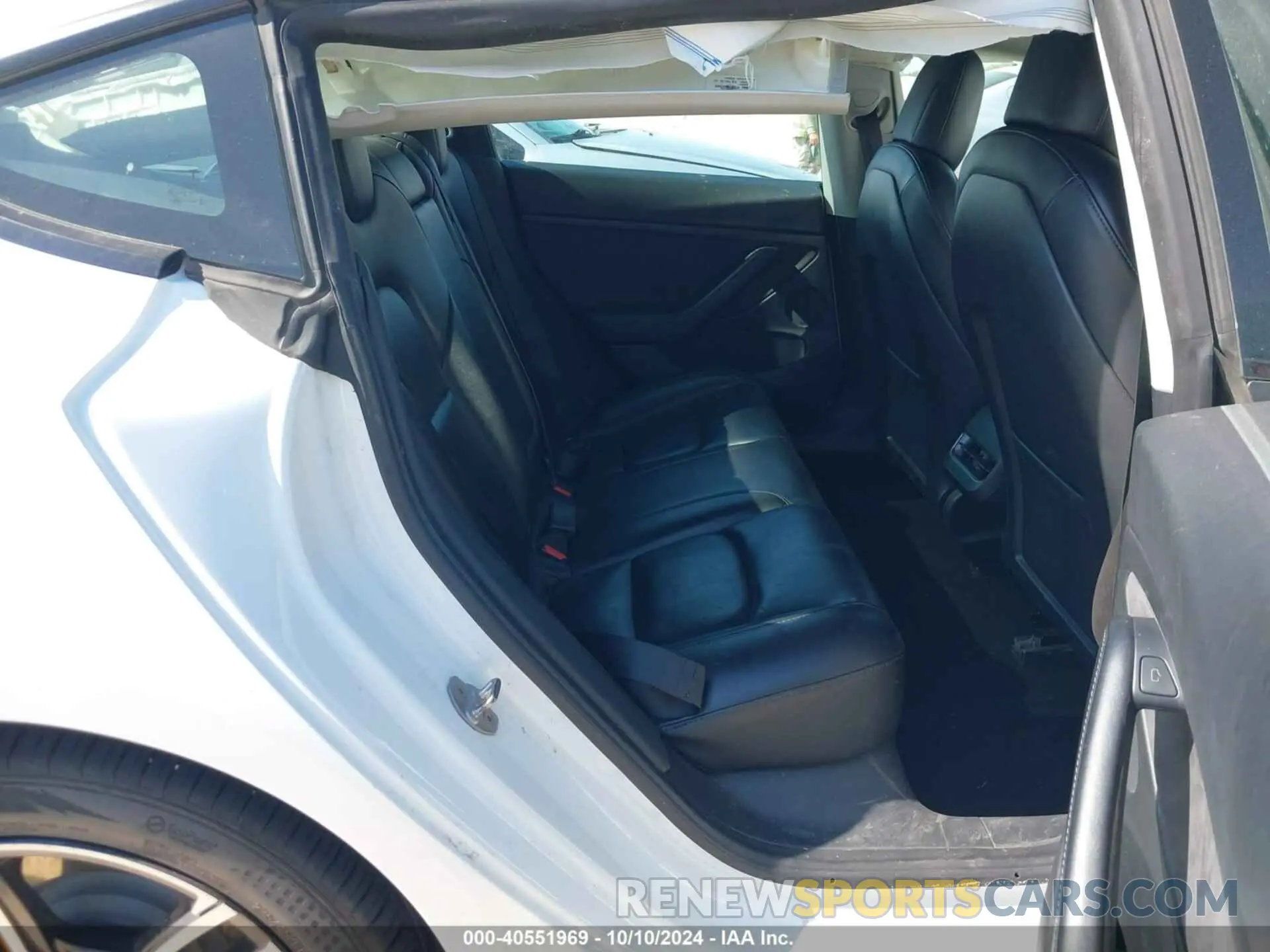 8 Photograph of a damaged car 5YJ3E1EA0MF023016 TESLA MODEL 3 2021