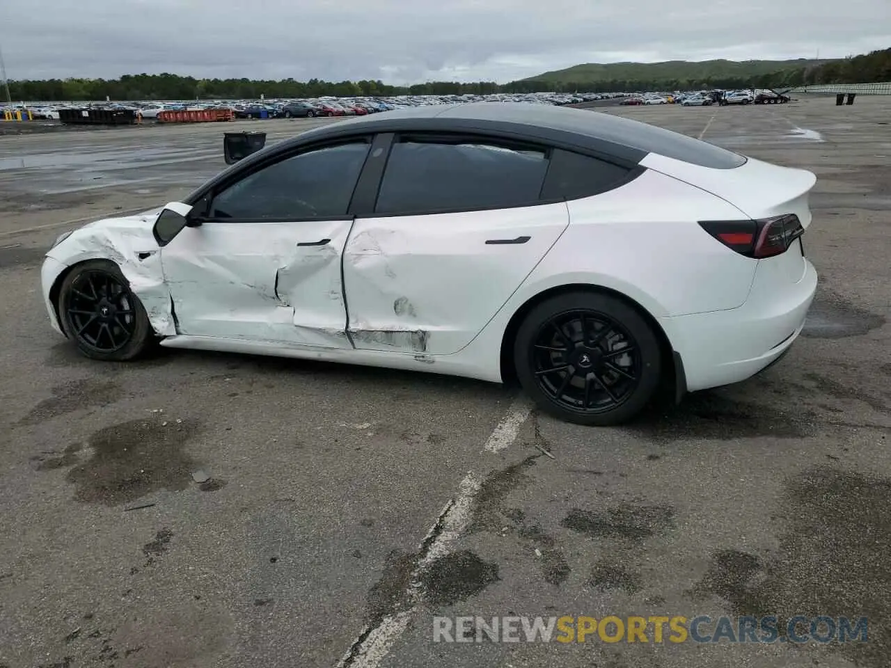 2 Photograph of a damaged car 5YJ3E1EA0MF029723 TESLA MODEL 3 2021