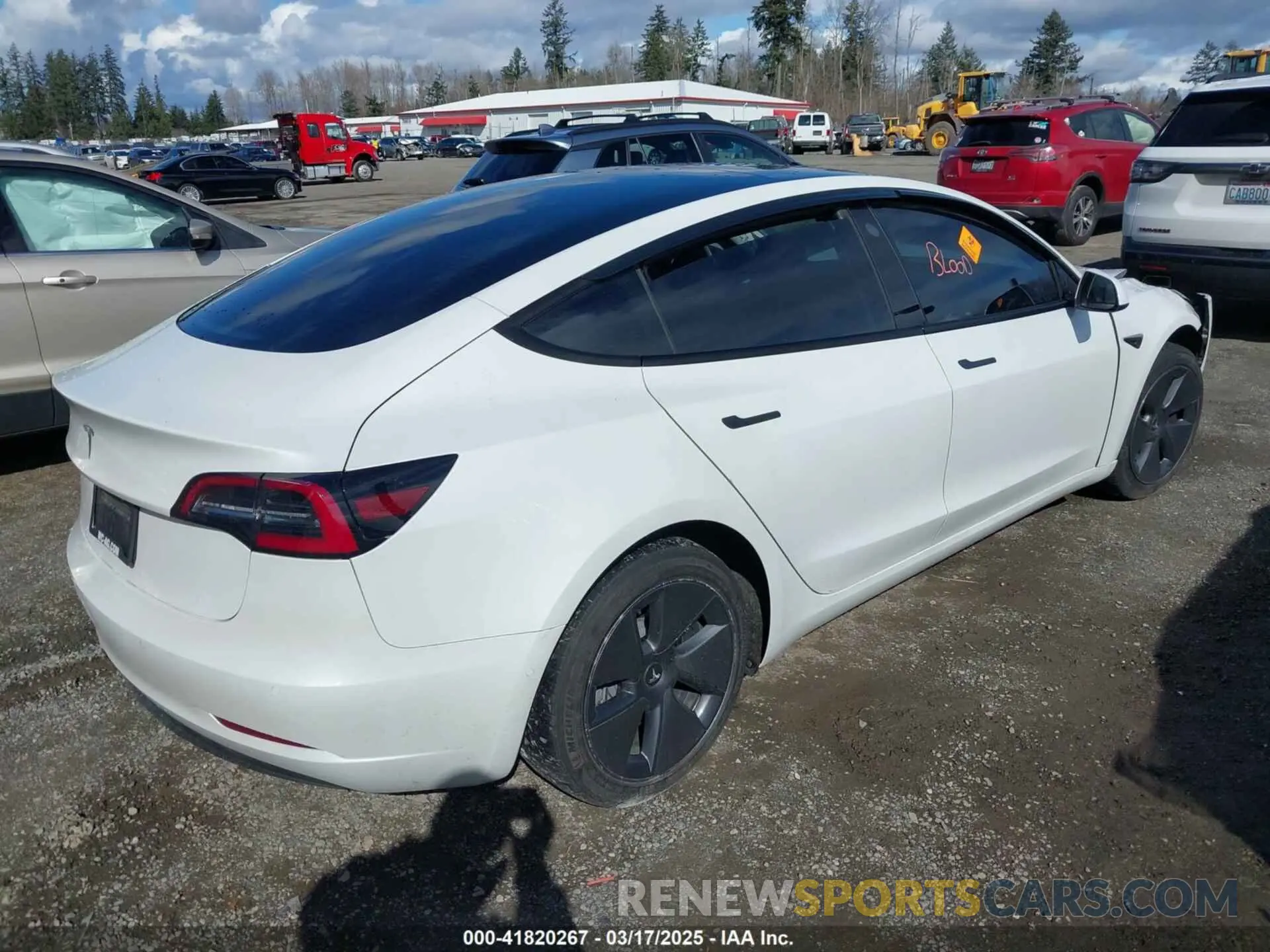 4 Photograph of a damaged car 5YJ3E1EA0MF062074 TESLA MODEL 3 2021