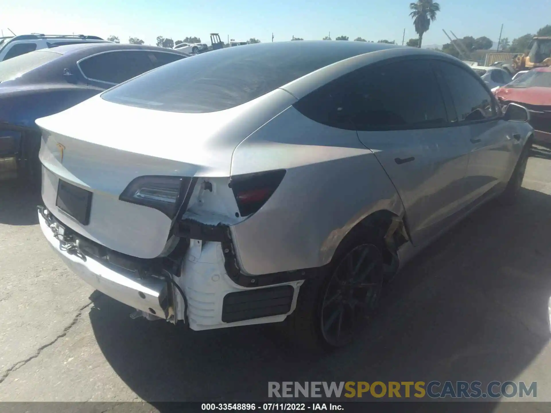 4 Photograph of a damaged car 5YJ3E1EA0MF066075 TESLA MODEL 3 2021