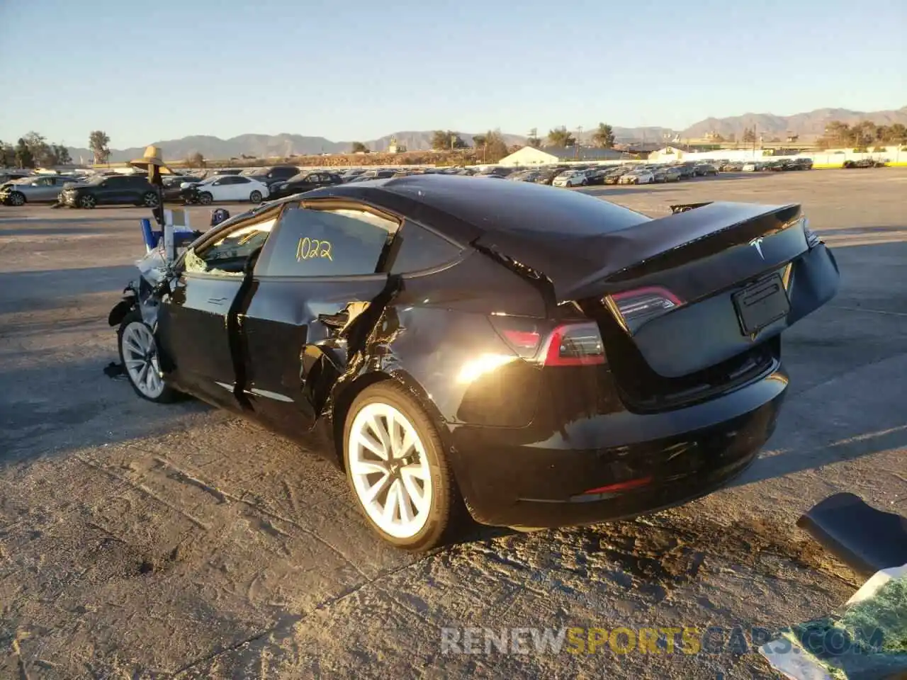 3 Photograph of a damaged car 5YJ3E1EA0MF072507 TESLA MODEL 3 2021