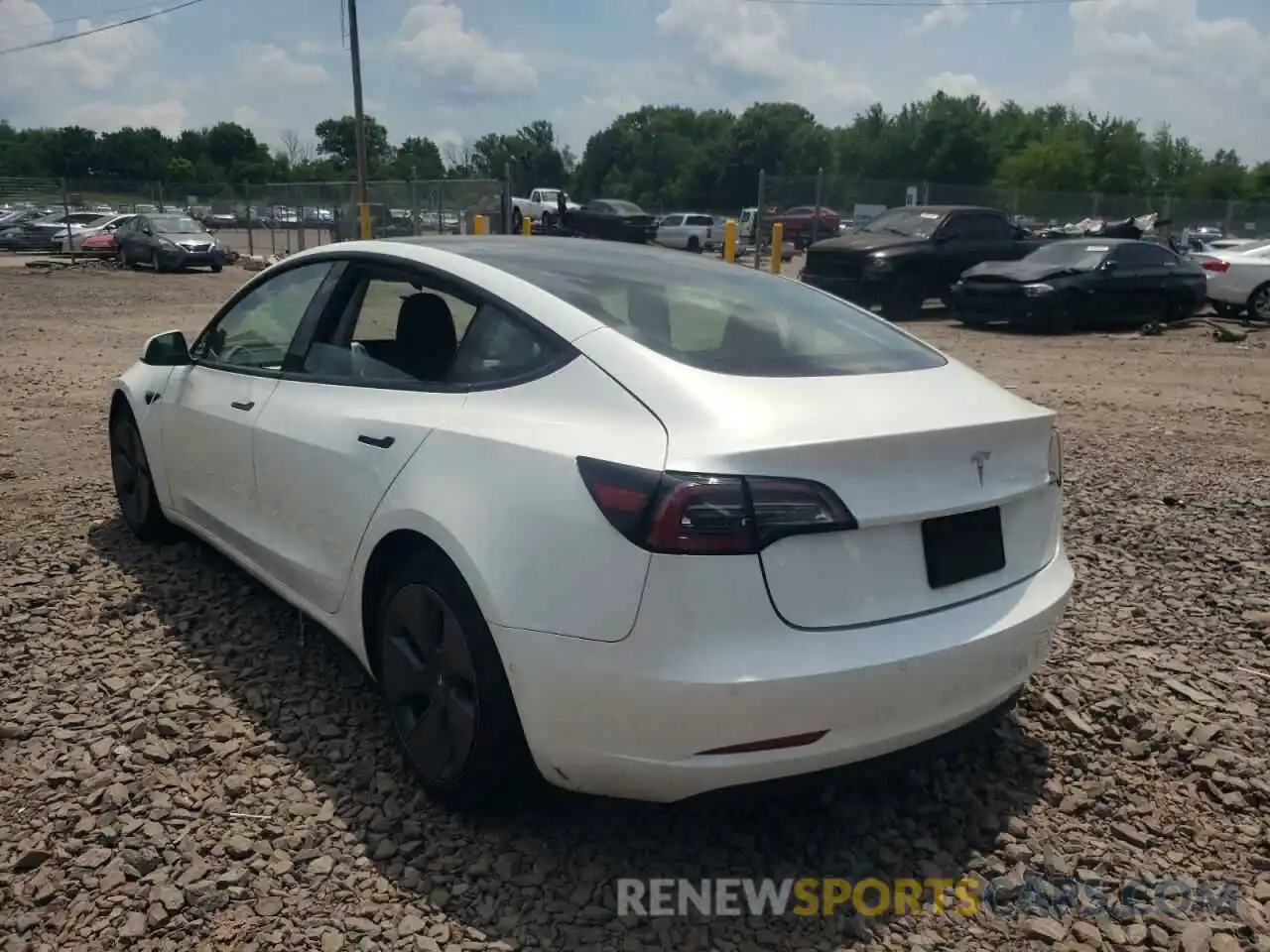 3 Photograph of a damaged car 5YJ3E1EA0MF083944 TESLA MODEL 3 2021