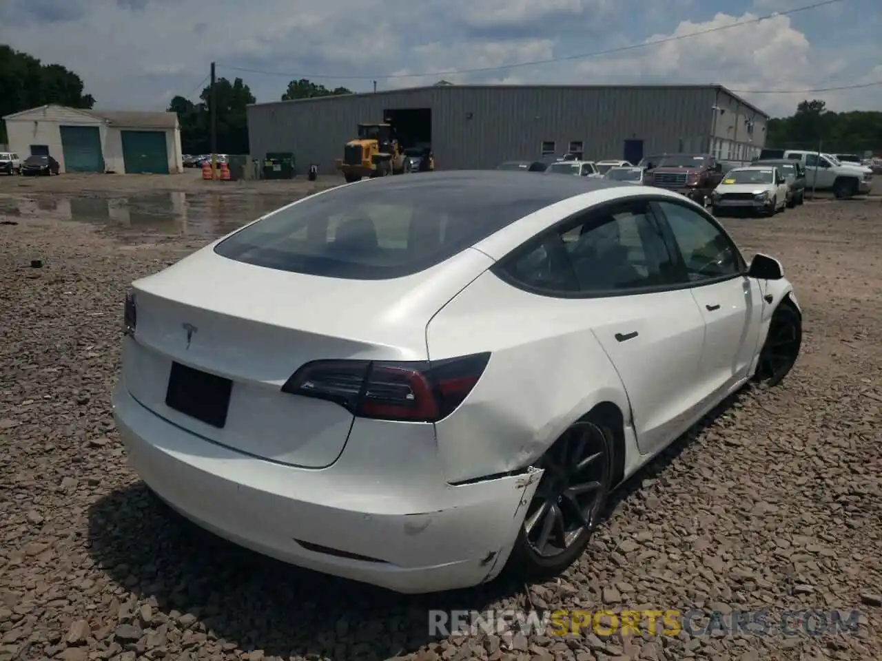 4 Photograph of a damaged car 5YJ3E1EA0MF083944 TESLA MODEL 3 2021