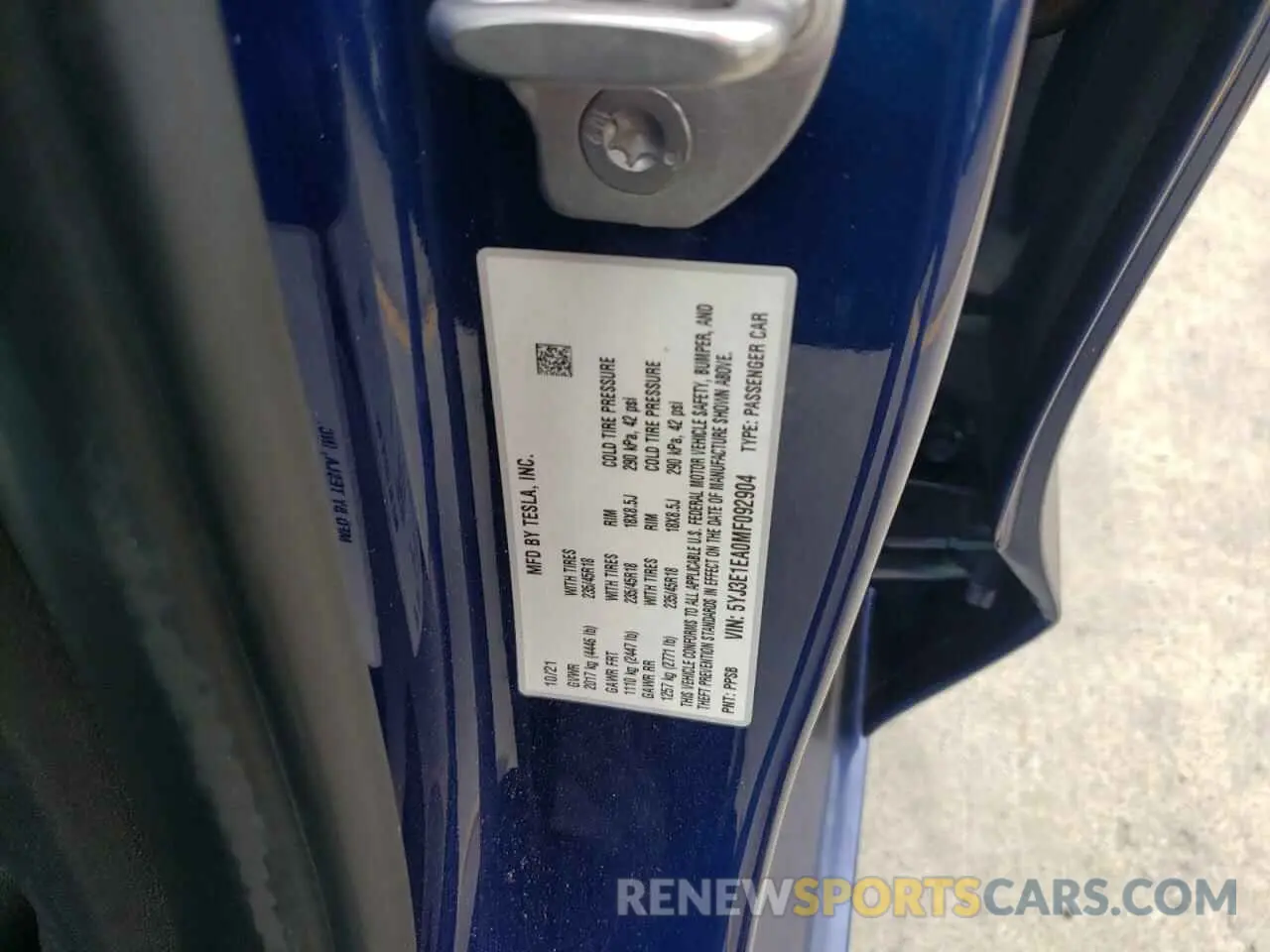 12 Photograph of a damaged car 5YJ3E1EA0MF092904 TESLA MODEL 3 2021