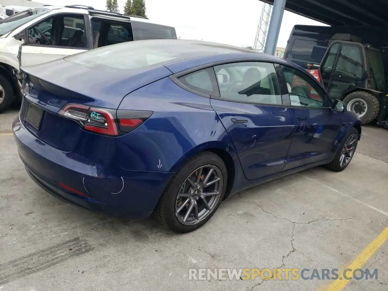 3 Photograph of a damaged car 5YJ3E1EA0MF092904 TESLA MODEL 3 2021