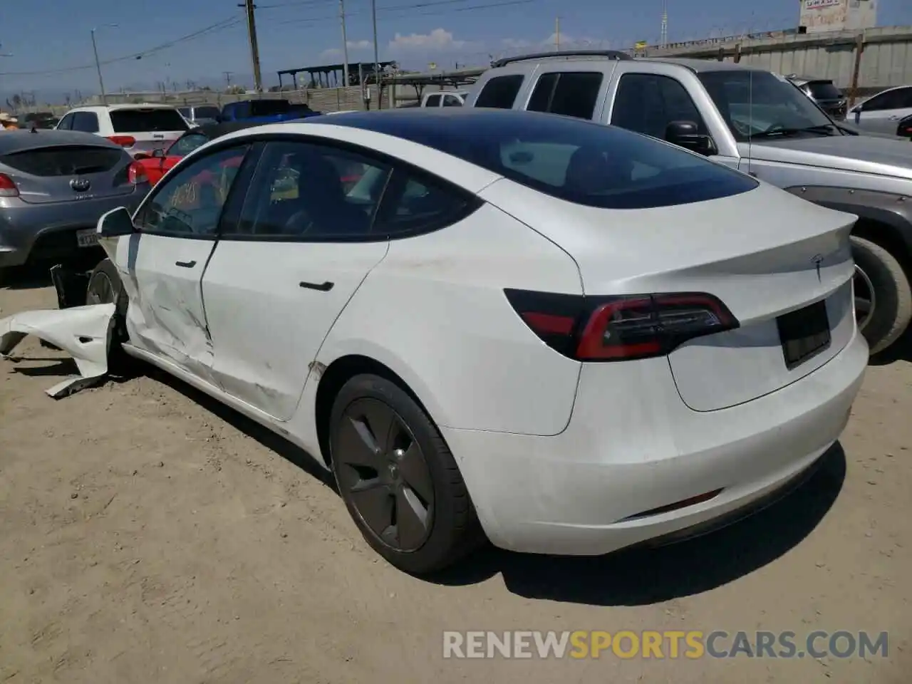 3 Photograph of a damaged car 5YJ3E1EA0MF093437 TESLA MODEL 3 2021