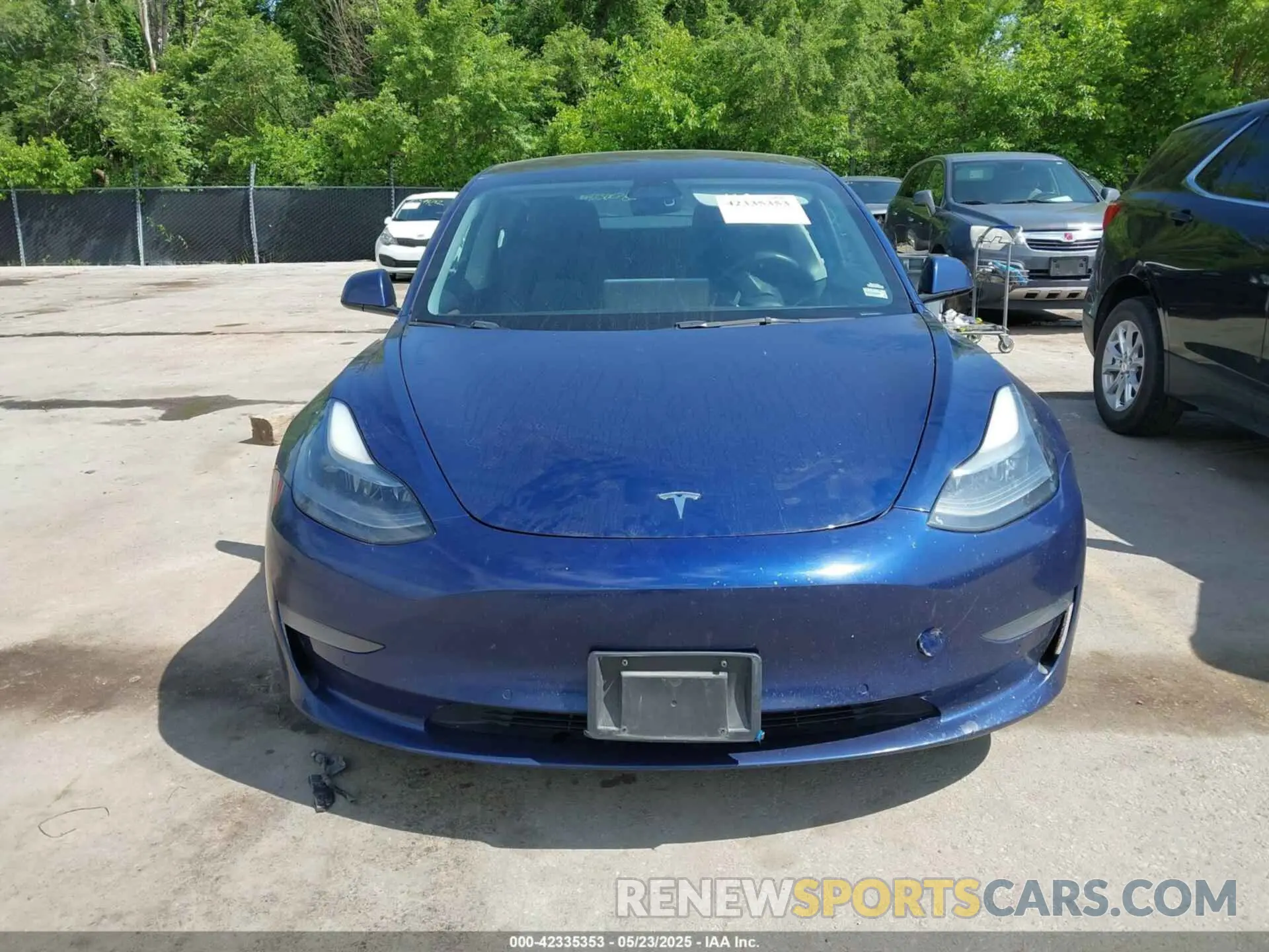 11 Photograph of a damaged car 5YJ3E1EA0MF095186 TESLA MODEL 3 2021