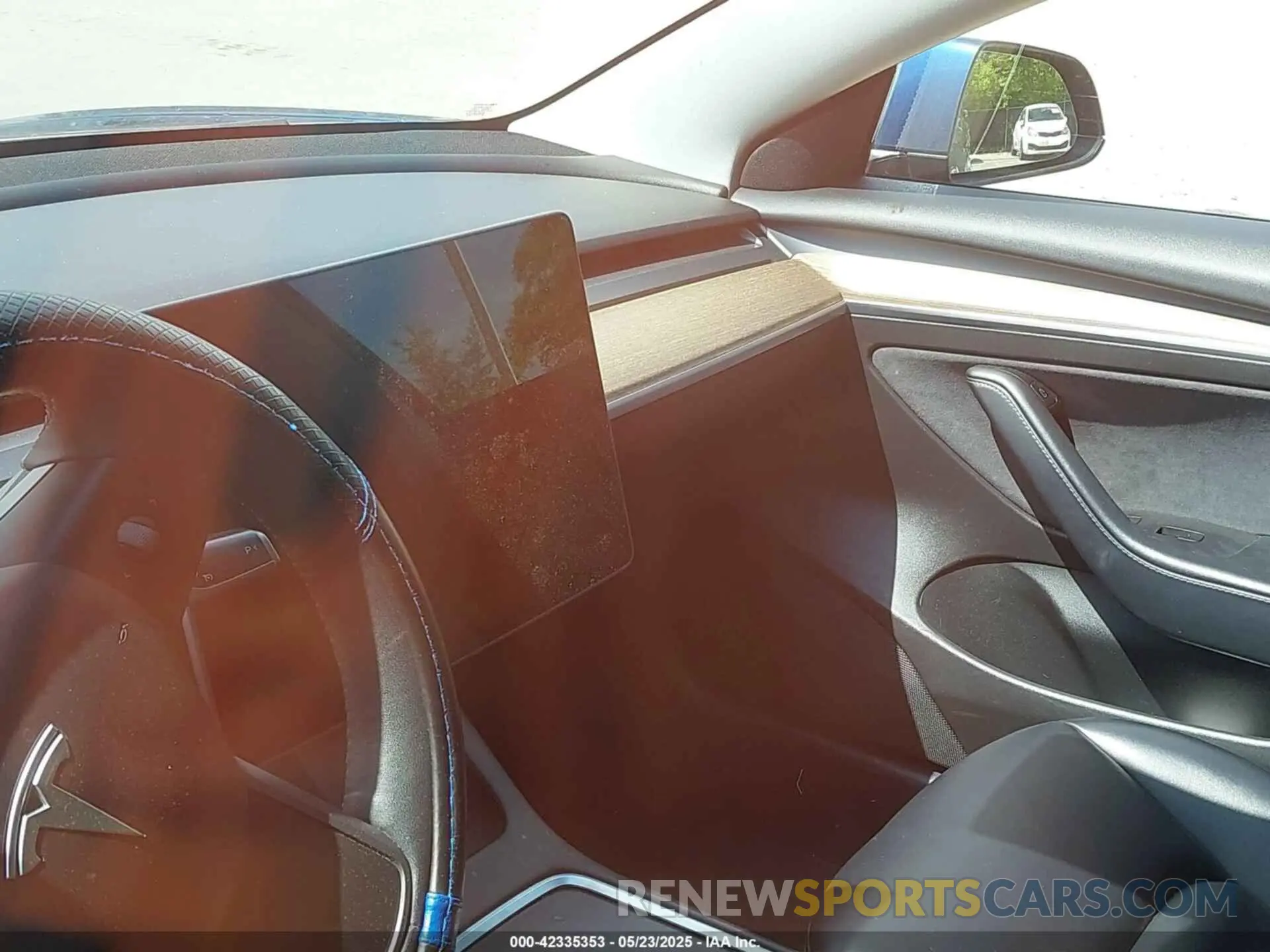 14 Photograph of a damaged car 5YJ3E1EA0MF095186 TESLA MODEL 3 2021