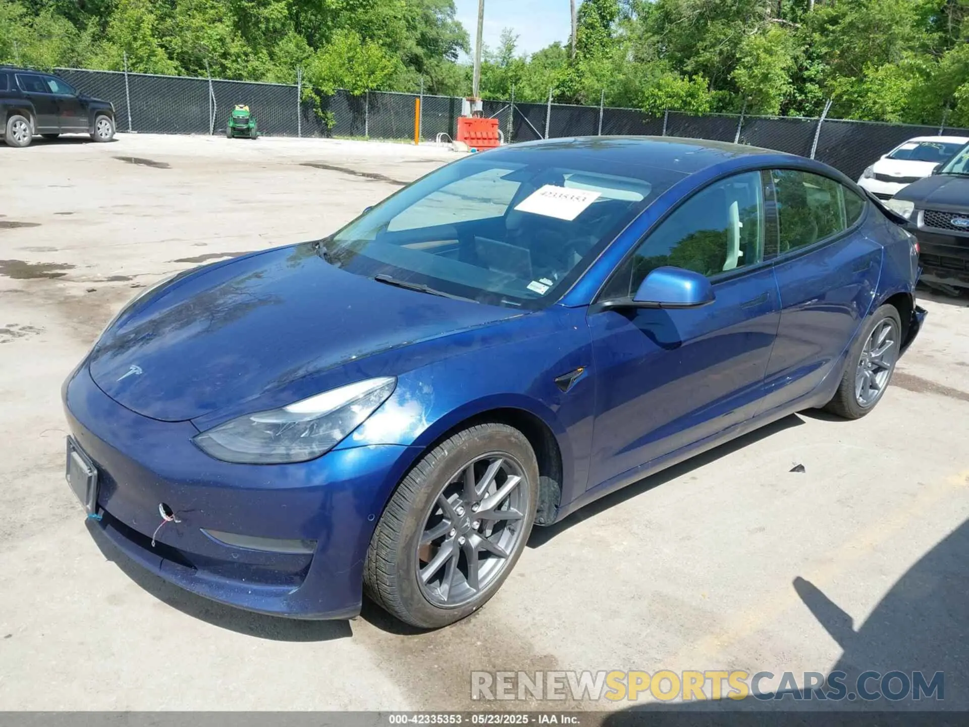 2 Photograph of a damaged car 5YJ3E1EA0MF095186 TESLA MODEL 3 2021