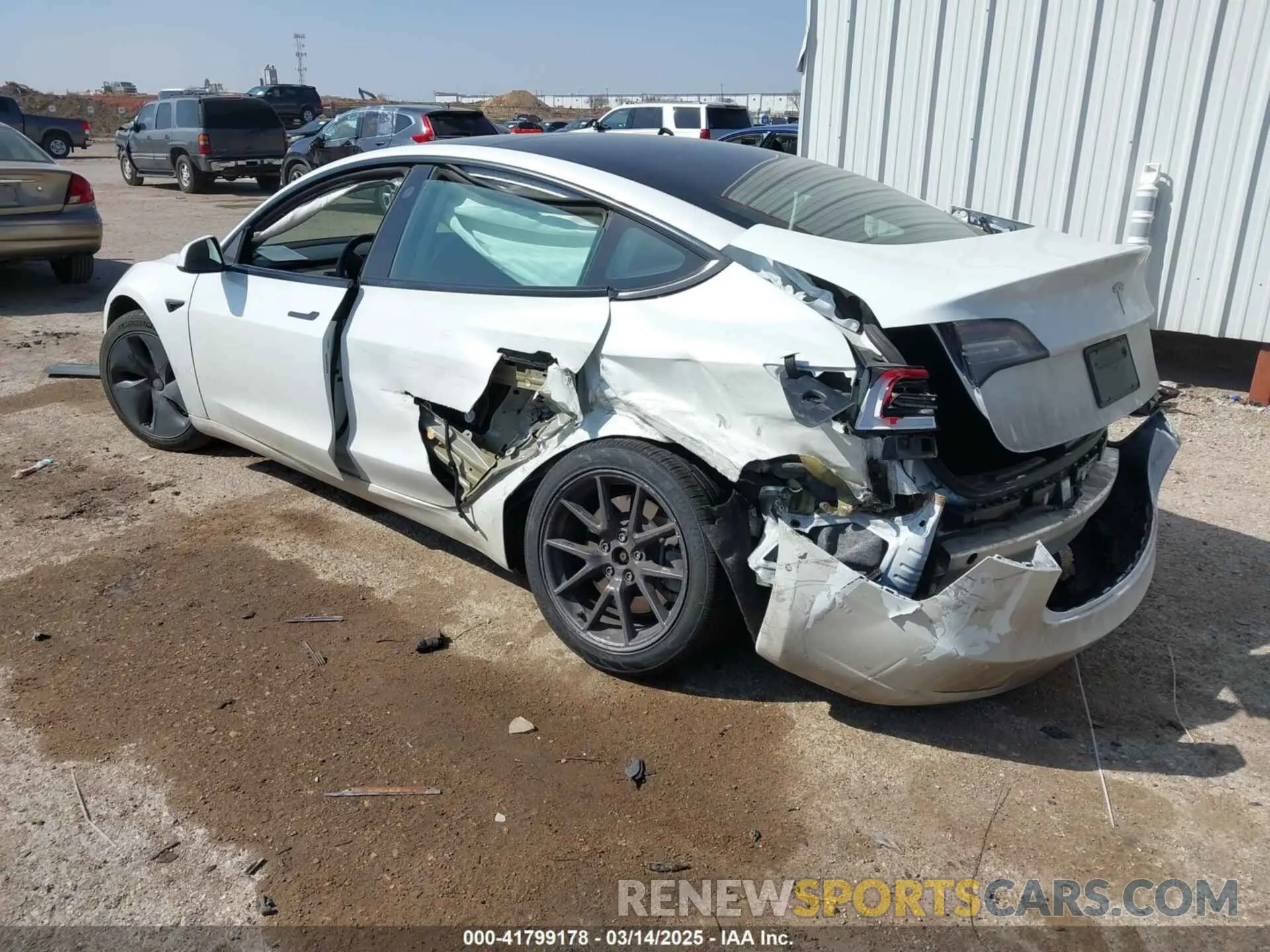 3 Photograph of a damaged car 5YJ3E1EA0MF095222 TESLA MODEL 3 2021