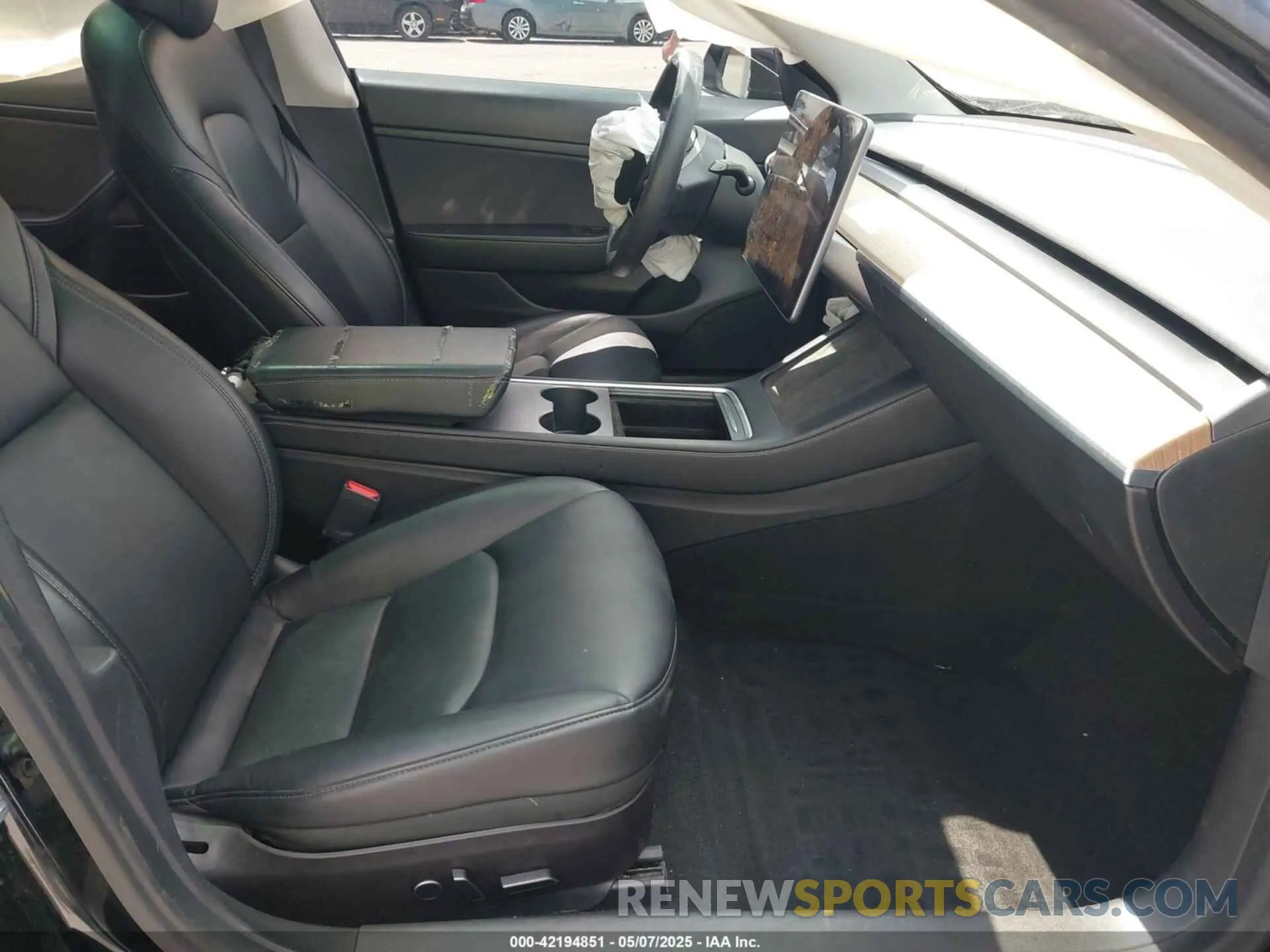 5 Photograph of a damaged car 5YJ3E1EA0MF851177 TESLA MODEL 3 2021