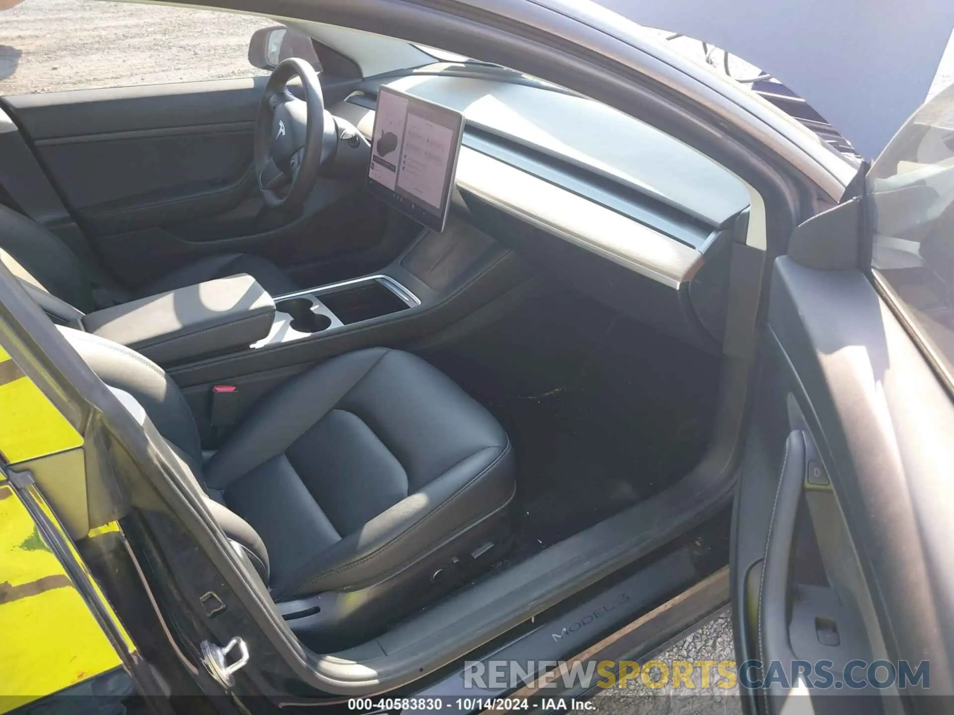 5 Photograph of a damaged car 5YJ3E1EA0MF853950 TESLA MODEL 3 2021