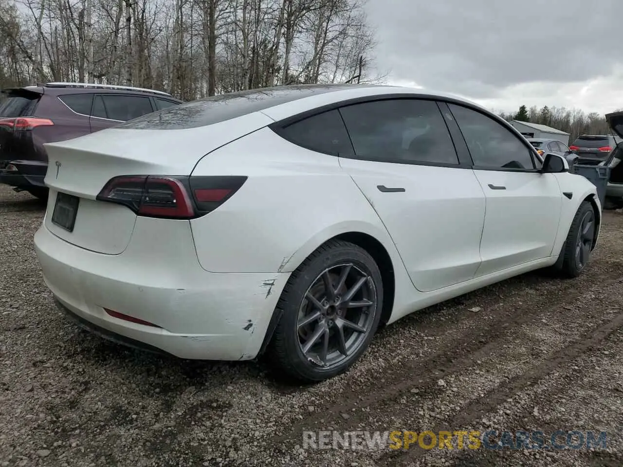 3 Photograph of a damaged car 5YJ3E1EA0MF906162 TESLA MODEL 3 2021