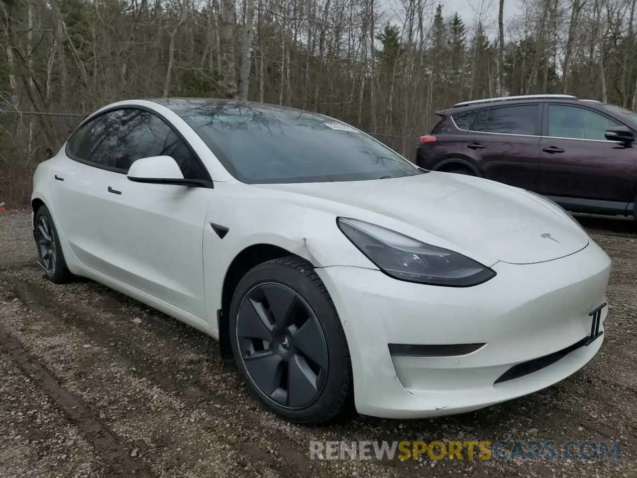 4 Photograph of a damaged car 5YJ3E1EA0MF906162 TESLA MODEL 3 2021