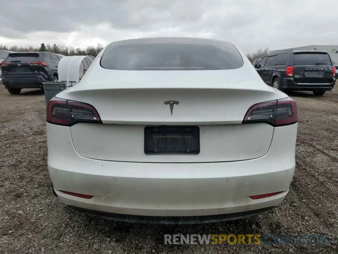6 Photograph of a damaged car 5YJ3E1EA0MF906162 TESLA MODEL 3 2021