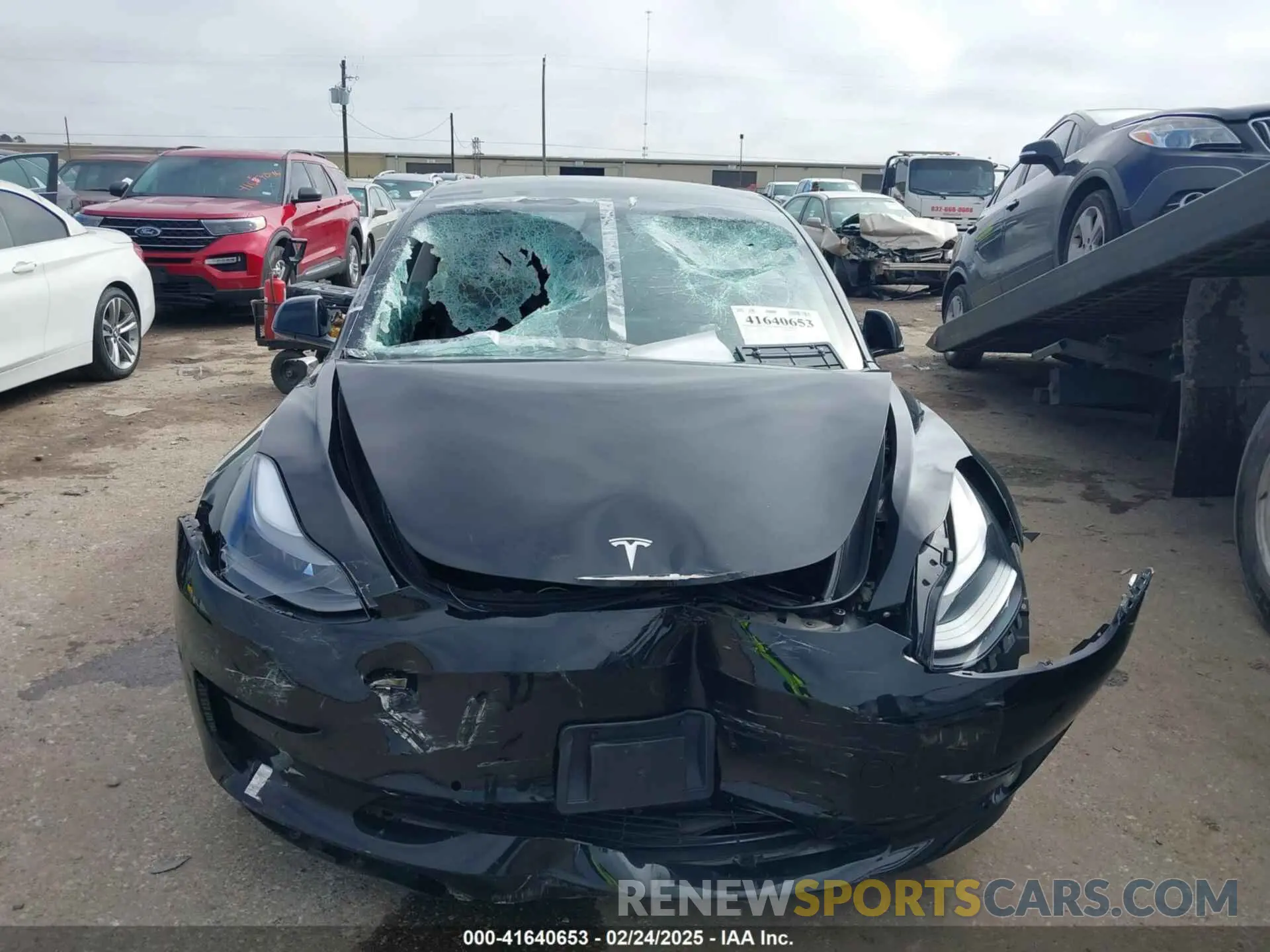 11 Photograph of a damaged car 5YJ3E1EA0MF911328 TESLA MODEL 3 2021