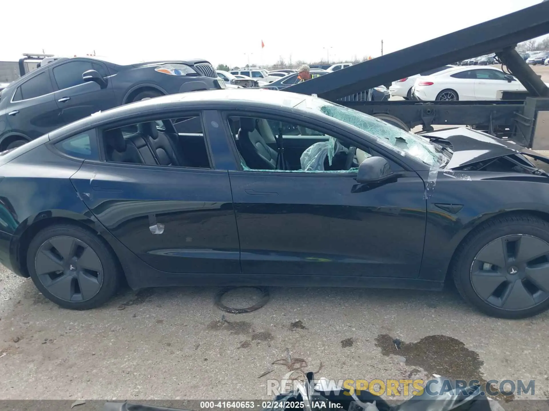 12 Photograph of a damaged car 5YJ3E1EA0MF911328 TESLA MODEL 3 2021
