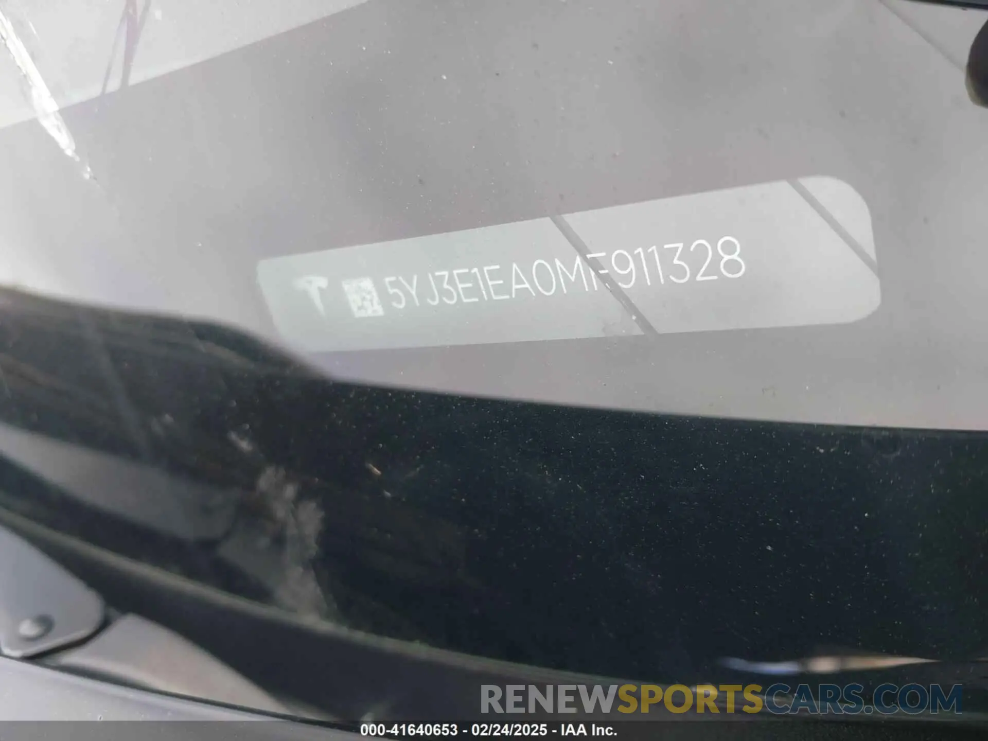9 Photograph of a damaged car 5YJ3E1EA0MF911328 TESLA MODEL 3 2021