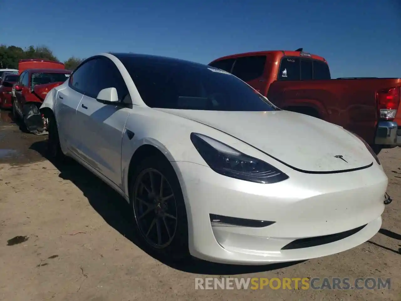 1 Photograph of a damaged car 5YJ3E1EA0MF918537 TESLA MODEL 3 2021