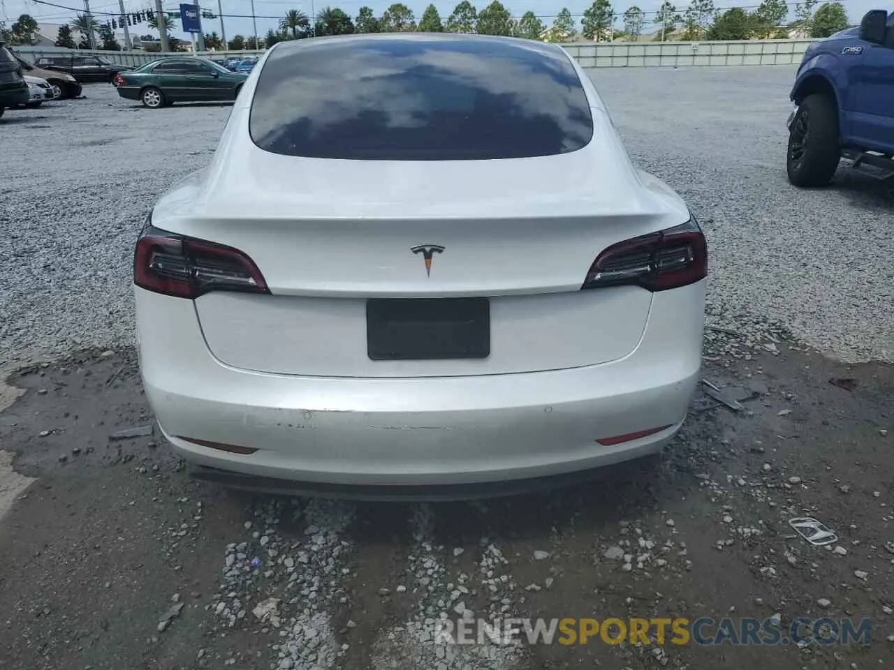 6 Photograph of a damaged car 5YJ3E1EA0MF920949 TESLA MODEL 3 2021
