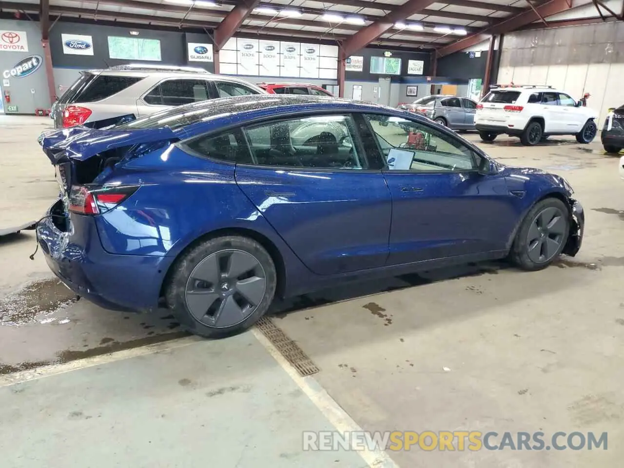 3 Photograph of a damaged car 5YJ3E1EA0MF922796 TESLA MODEL 3 2021